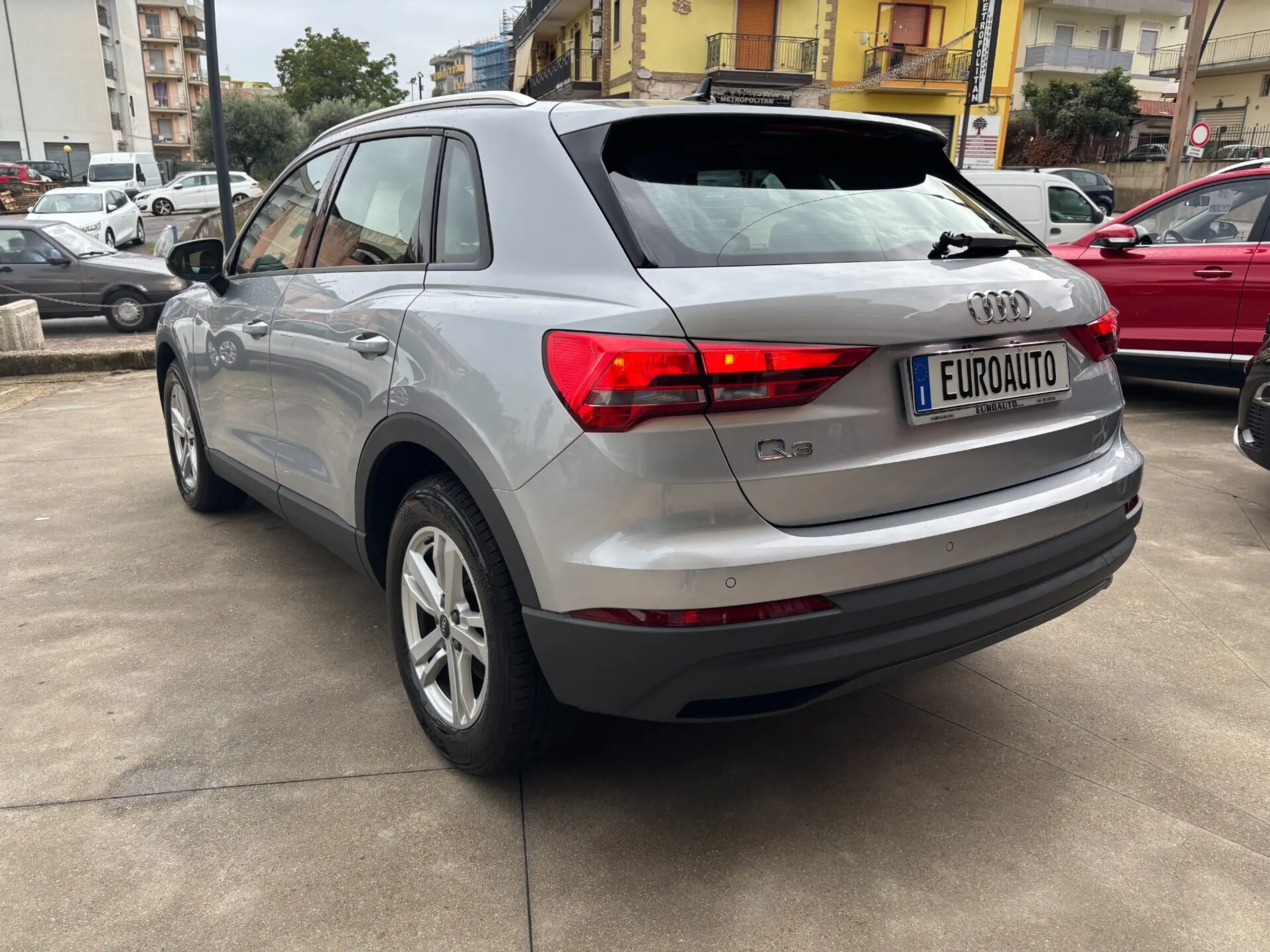 Audi - Q3