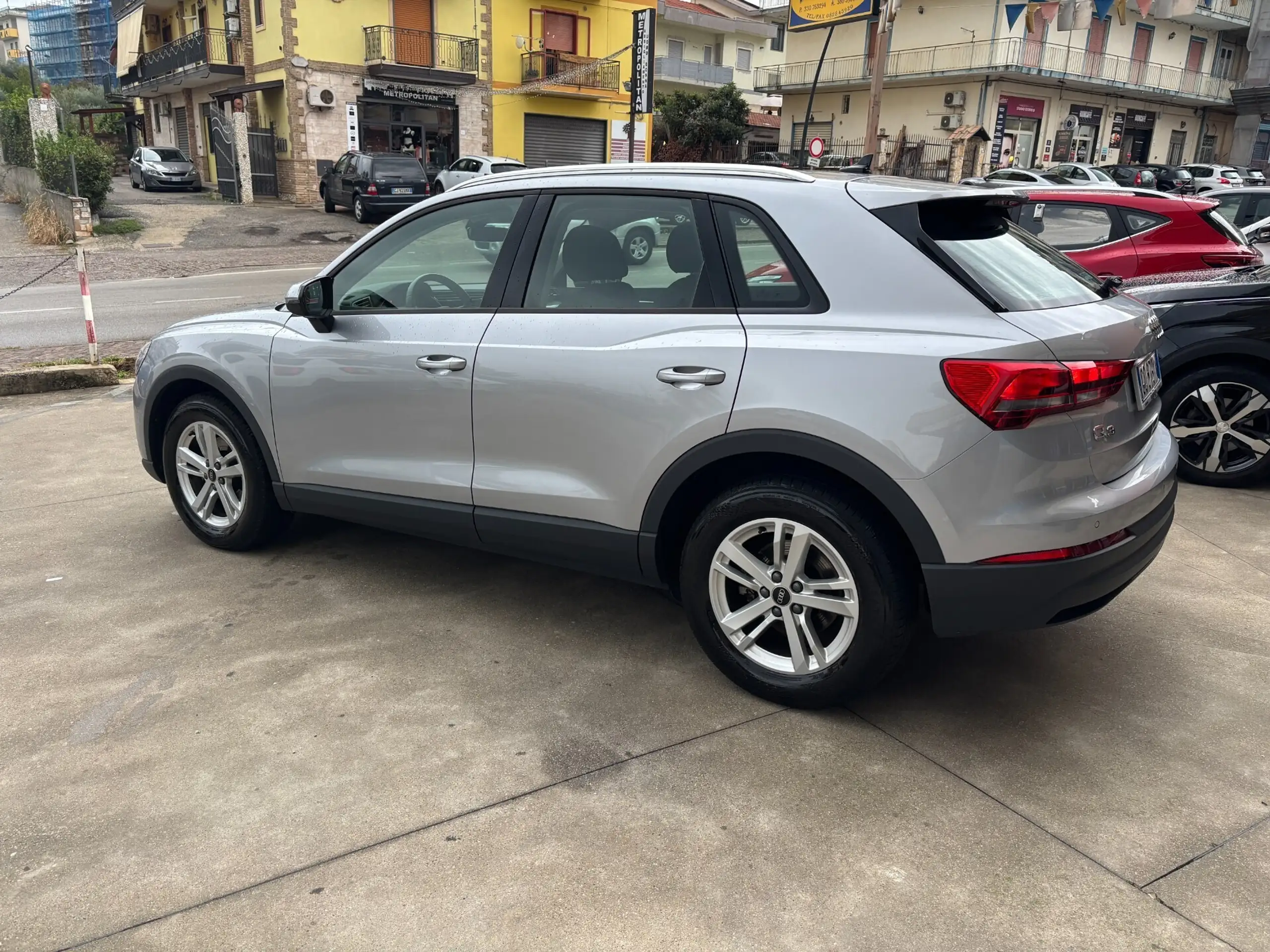 Audi - Q3