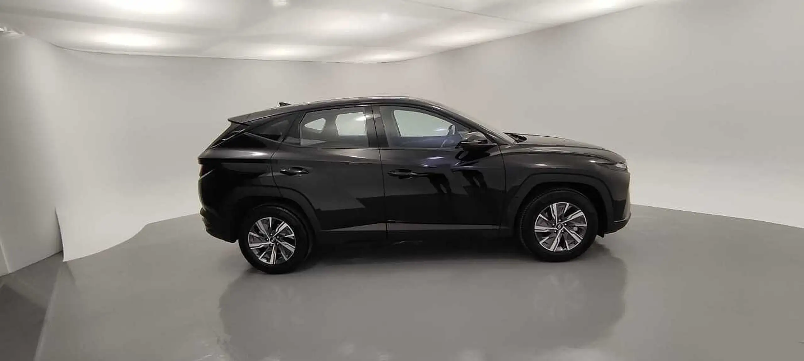 Hyundai - TUCSON