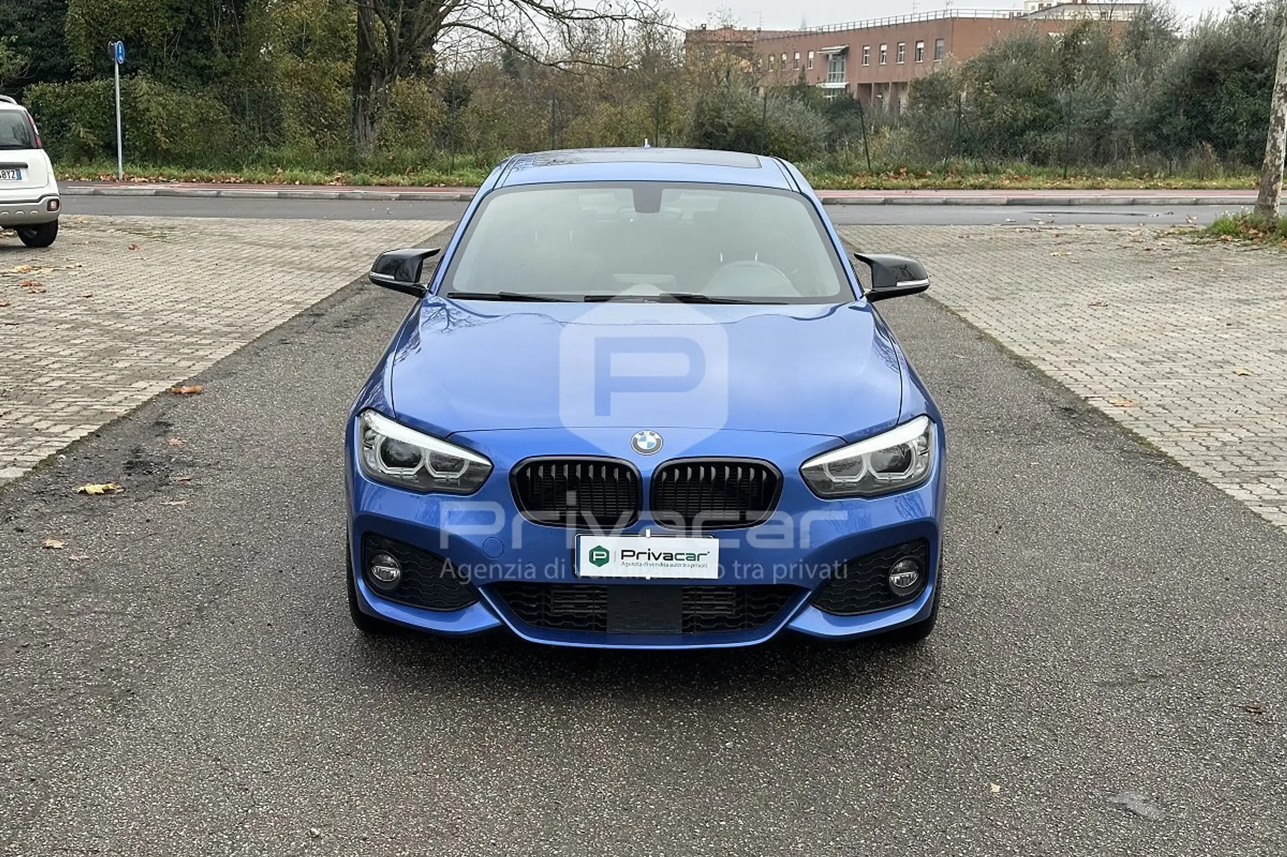 BMW - 118