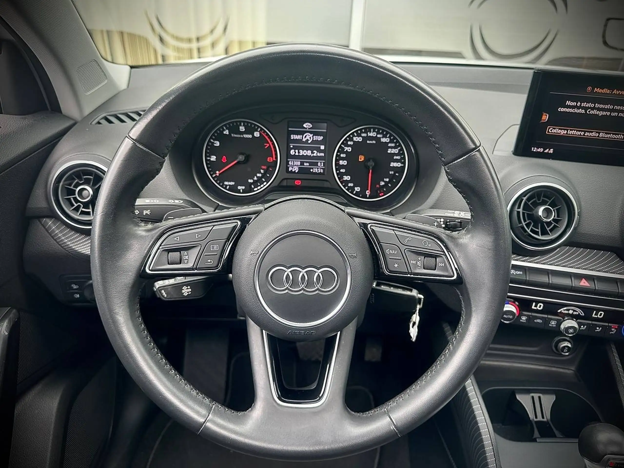 Audi - Q2