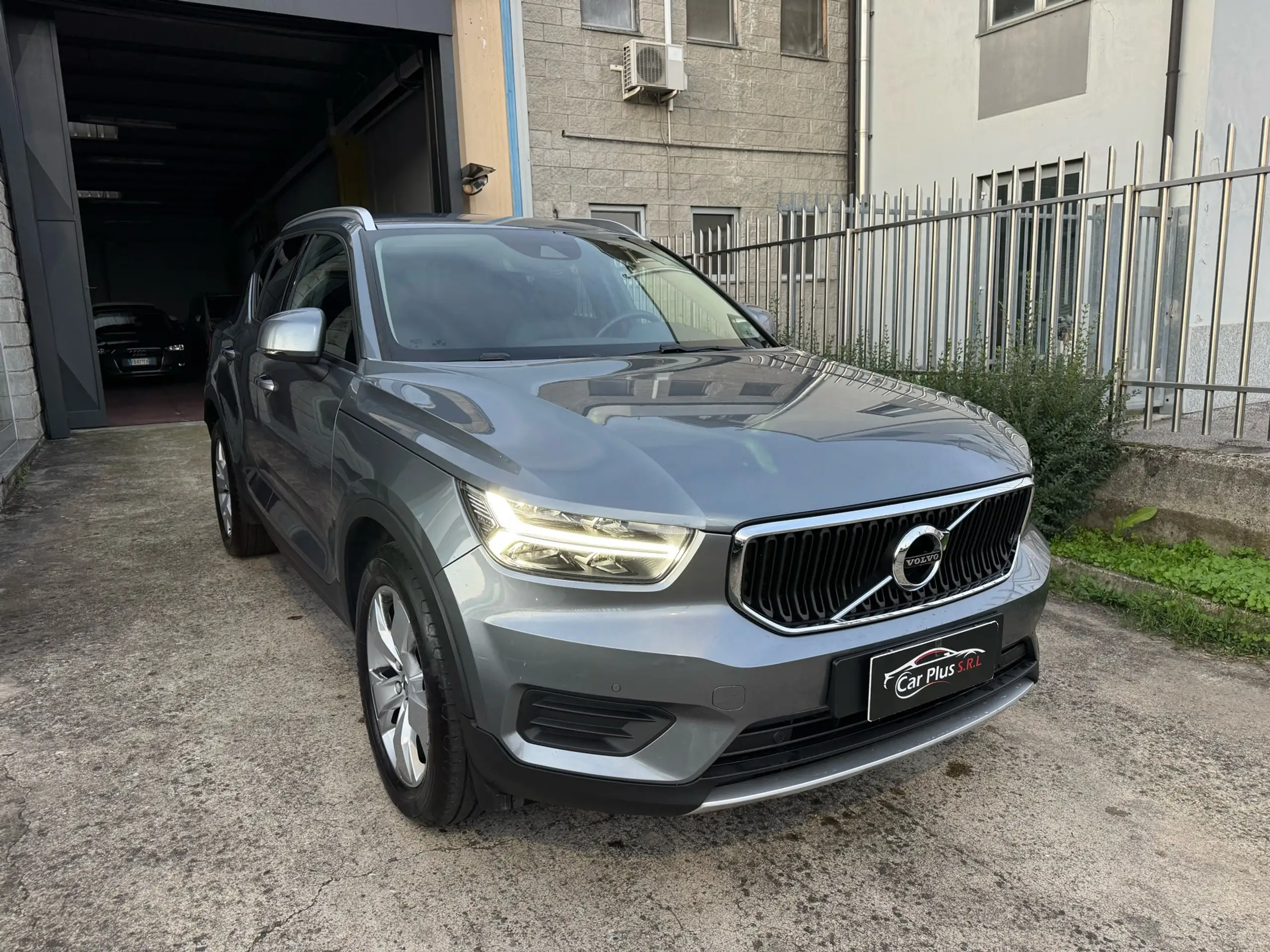 Volvo - XC40