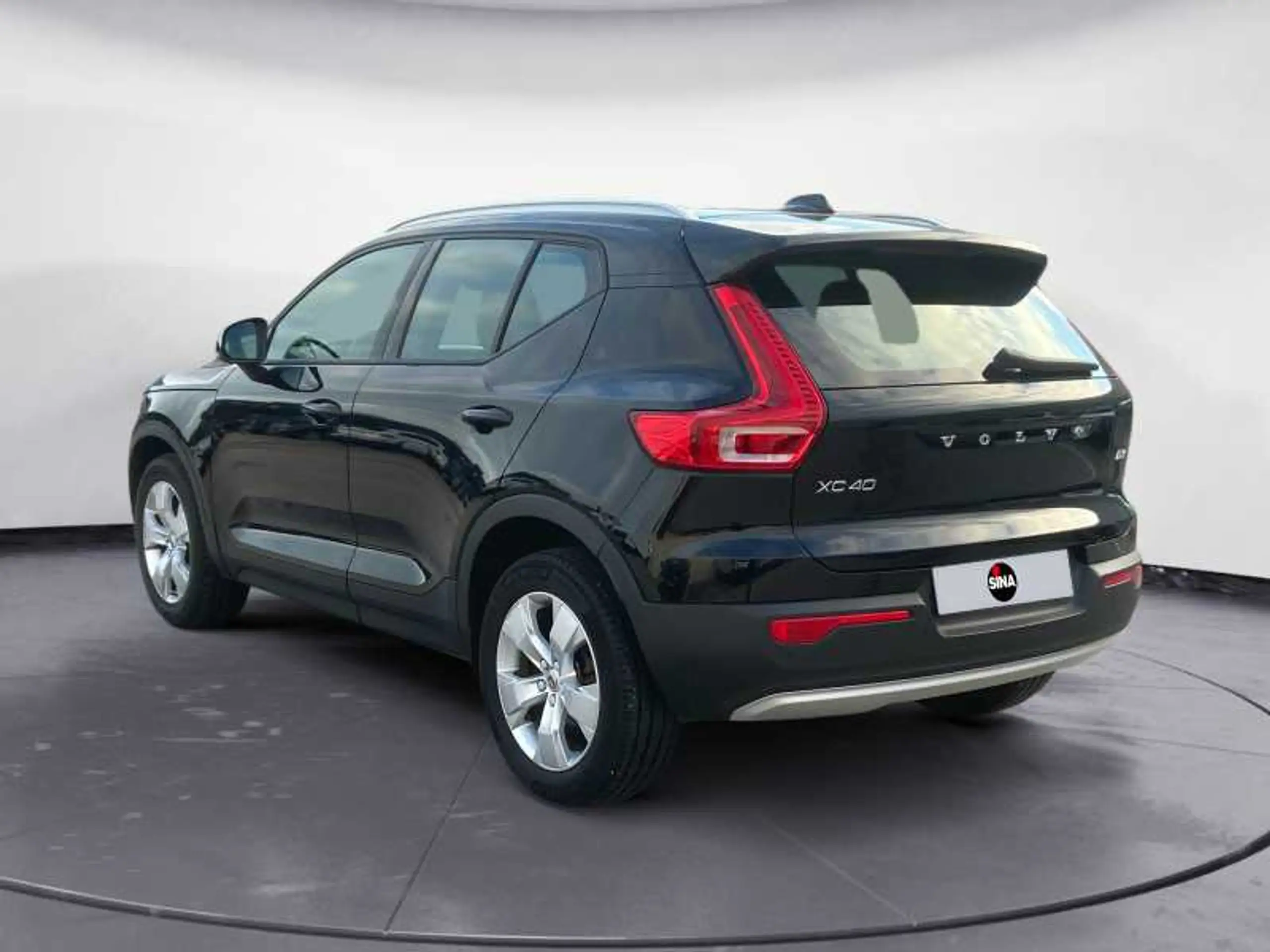 Volvo - XC40