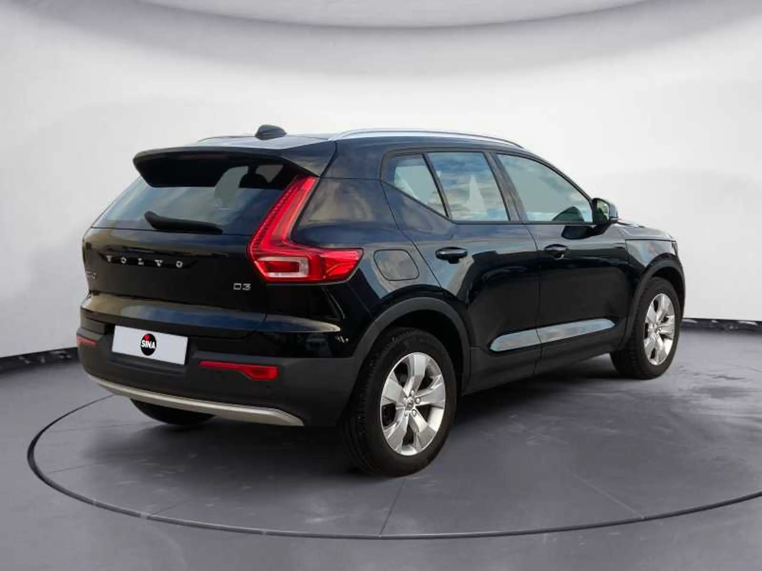 Volvo - XC40