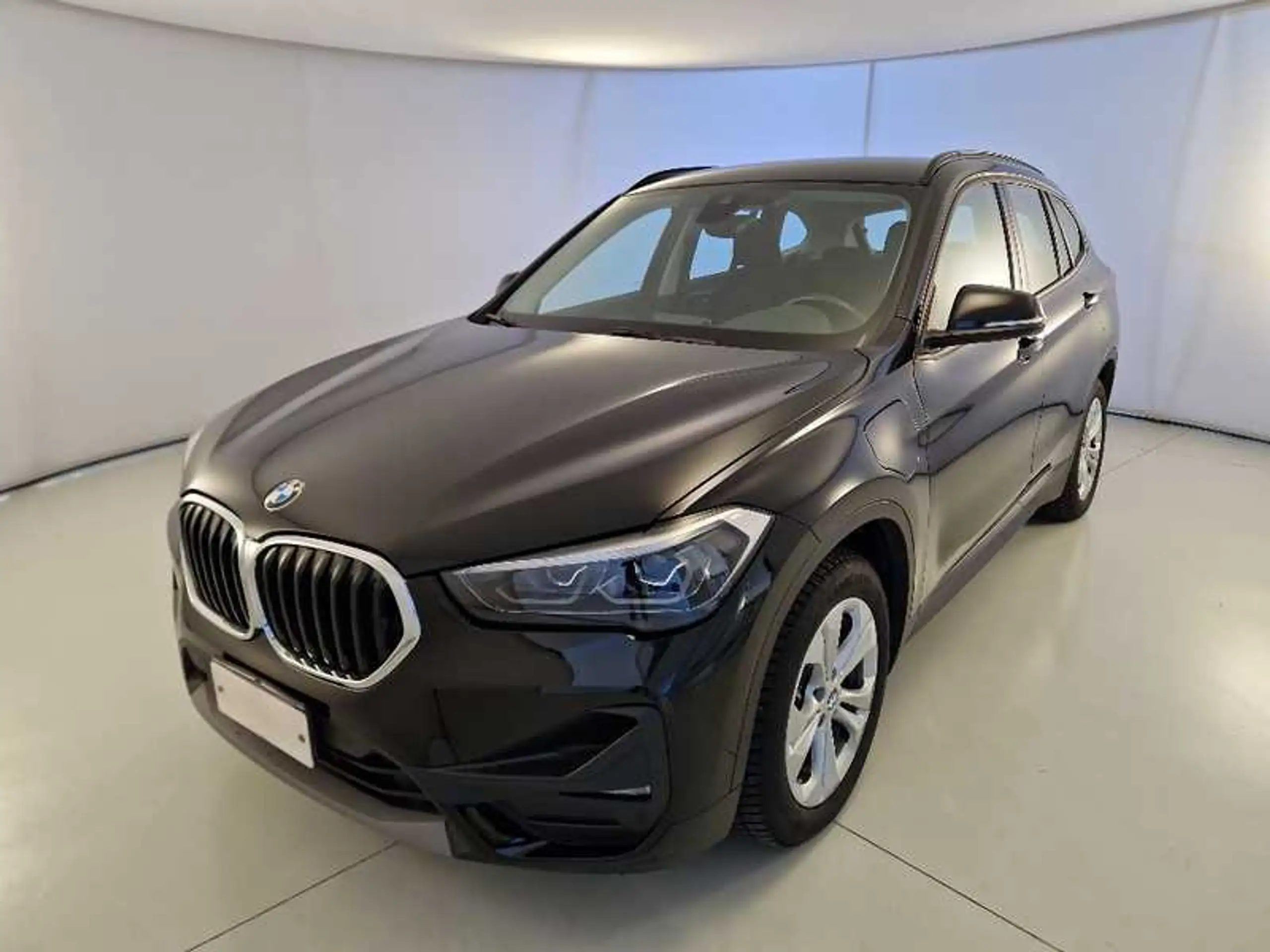 BMW - X1