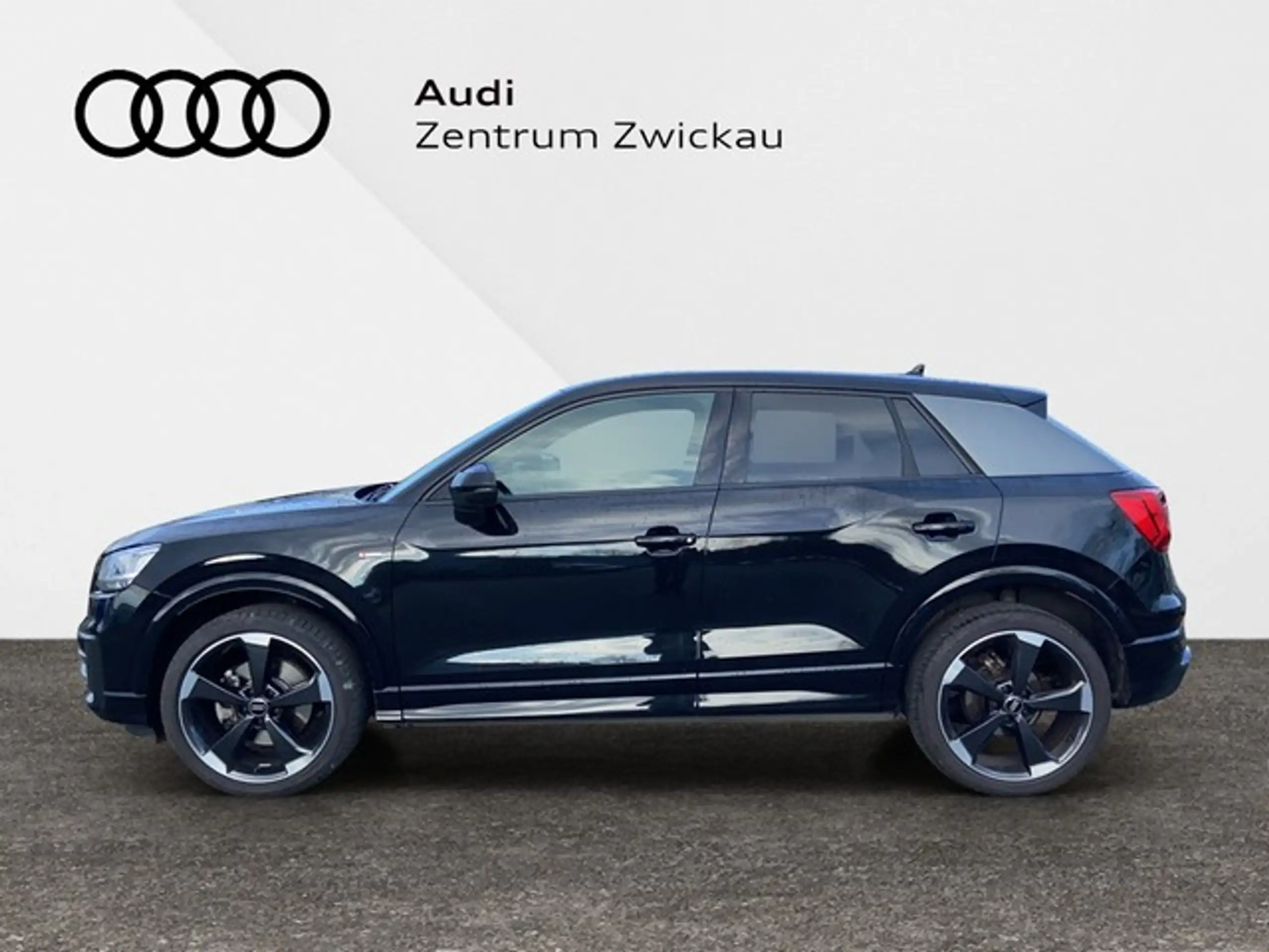 Audi - Q2