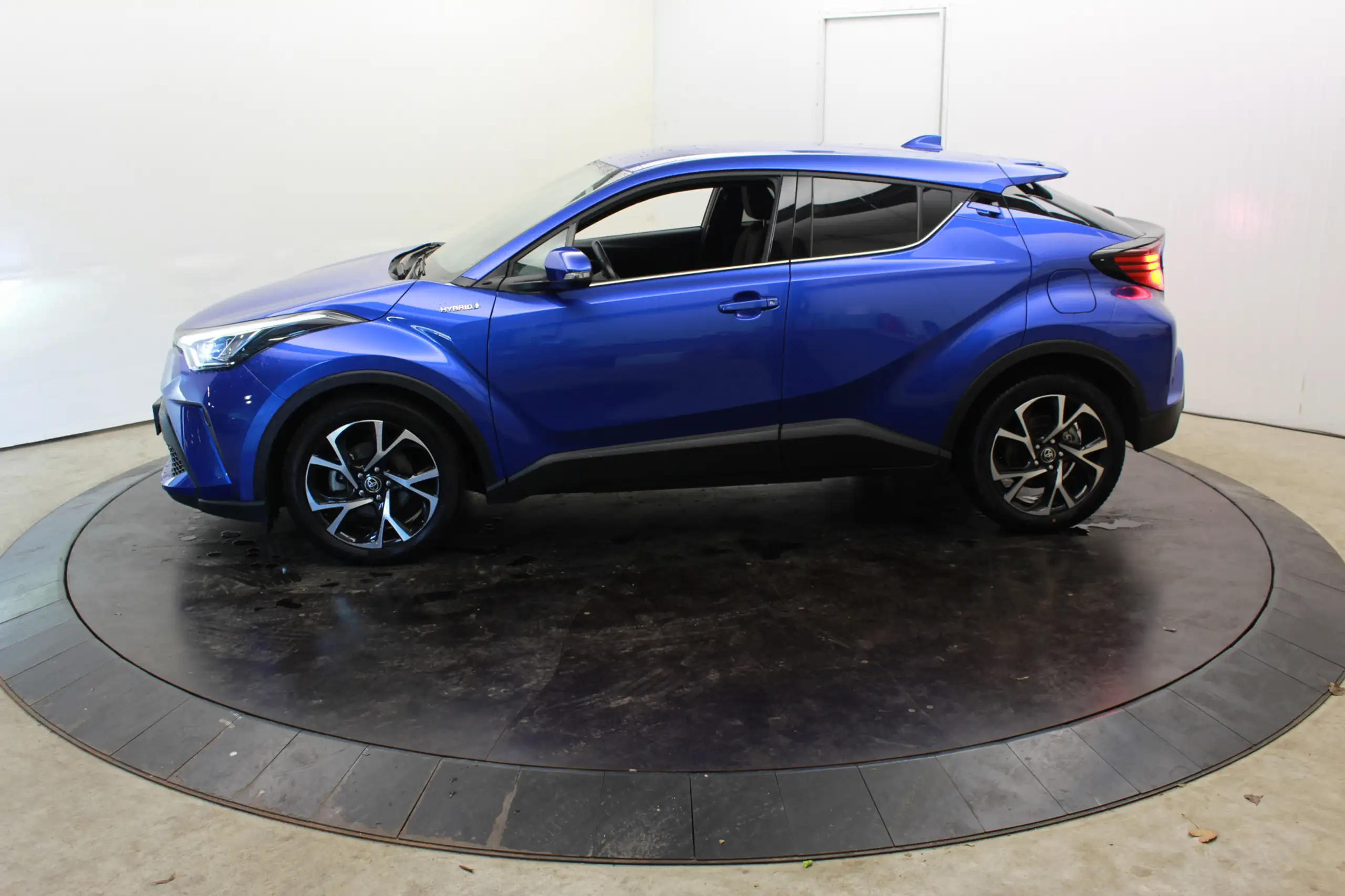 Toyota - C-HR