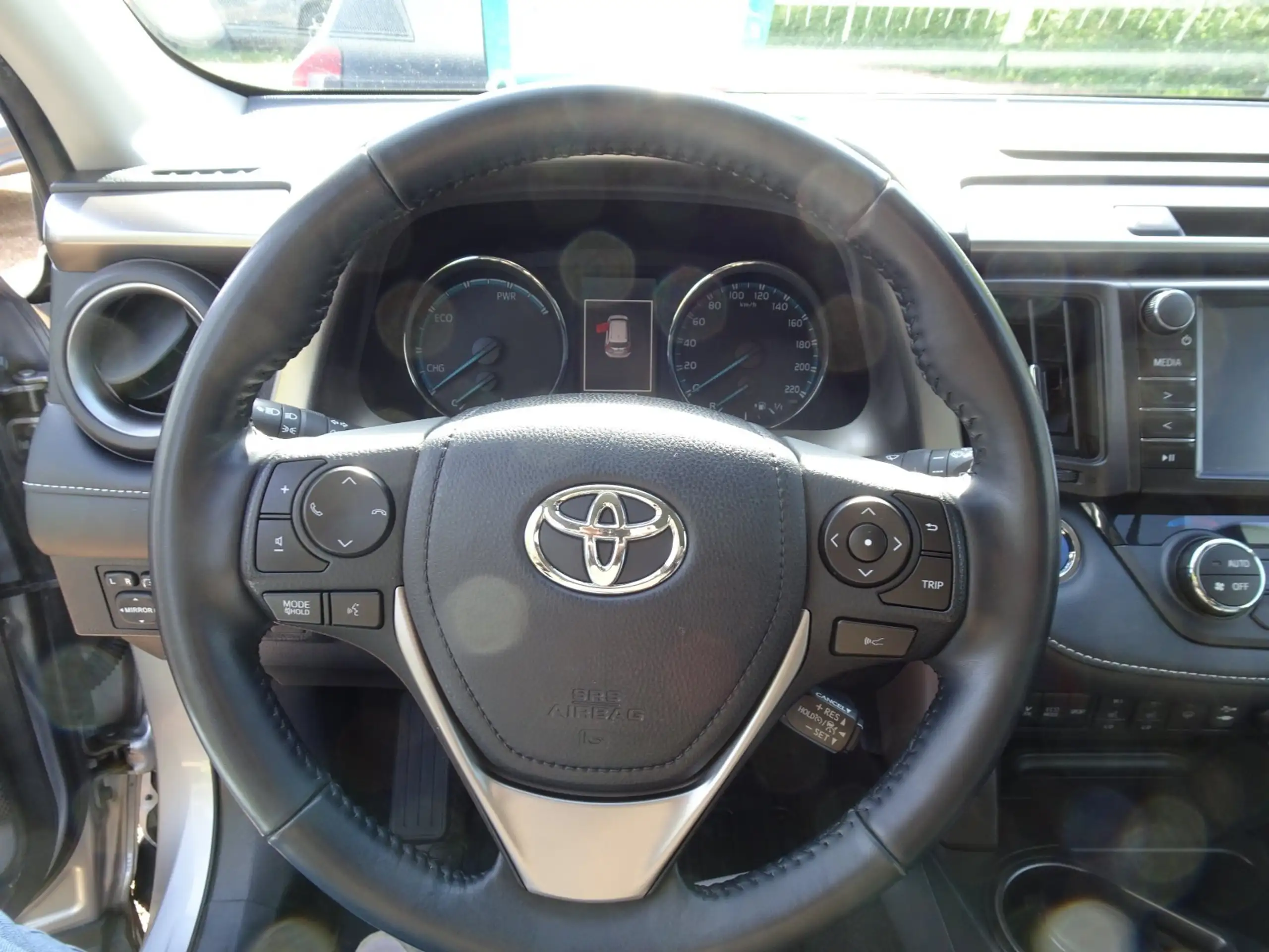 Toyota - RAV 4