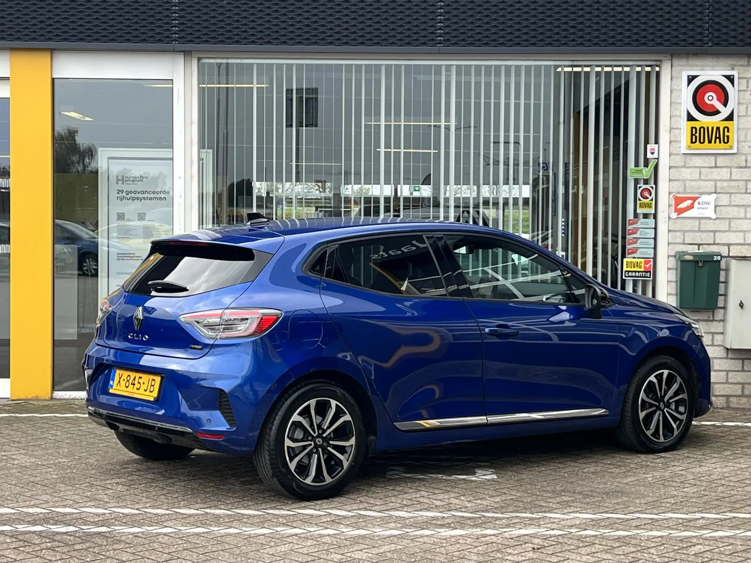 Renault - Clio