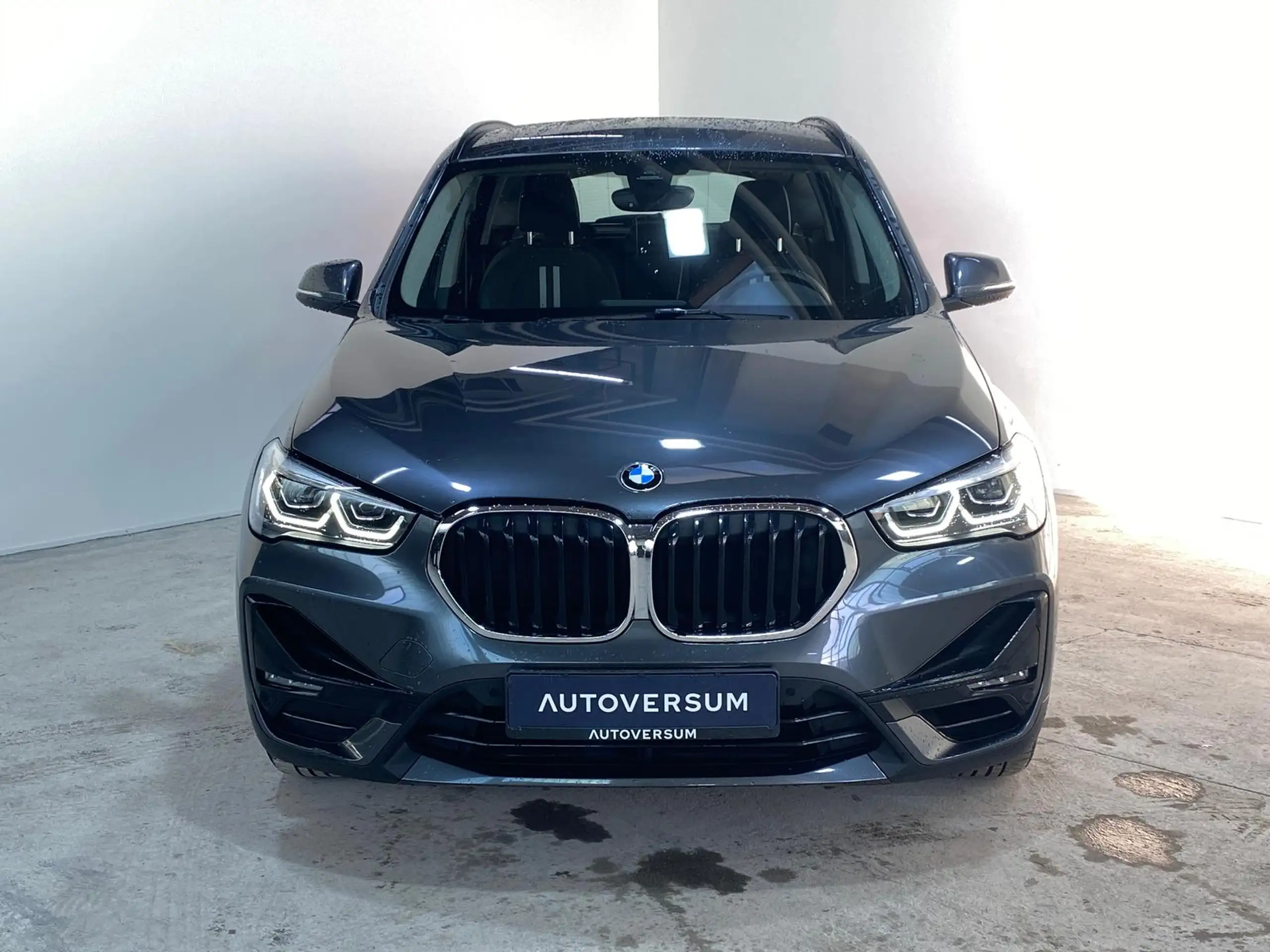 BMW - X1