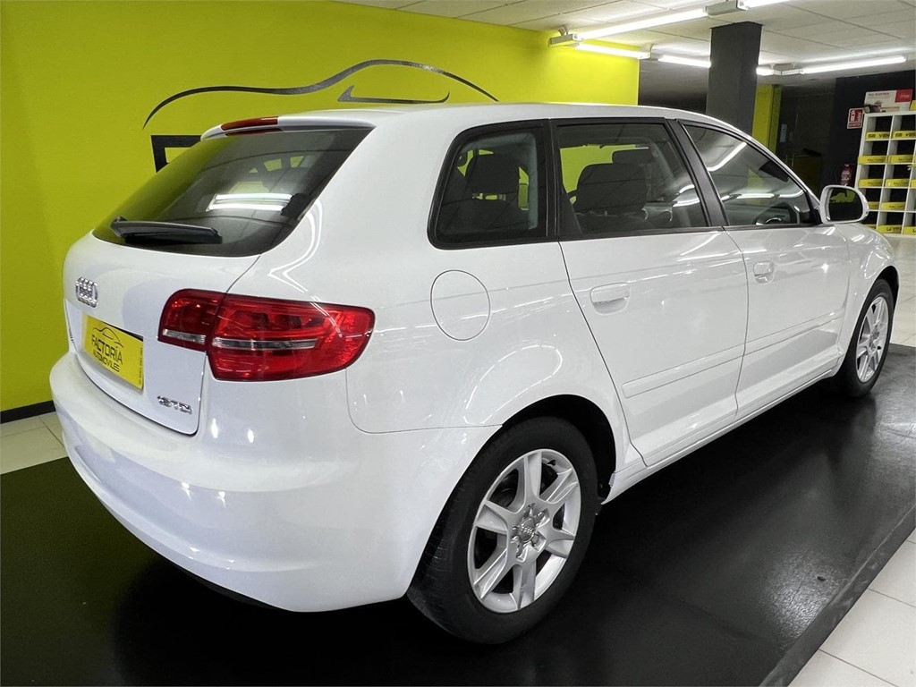 Audi - A3