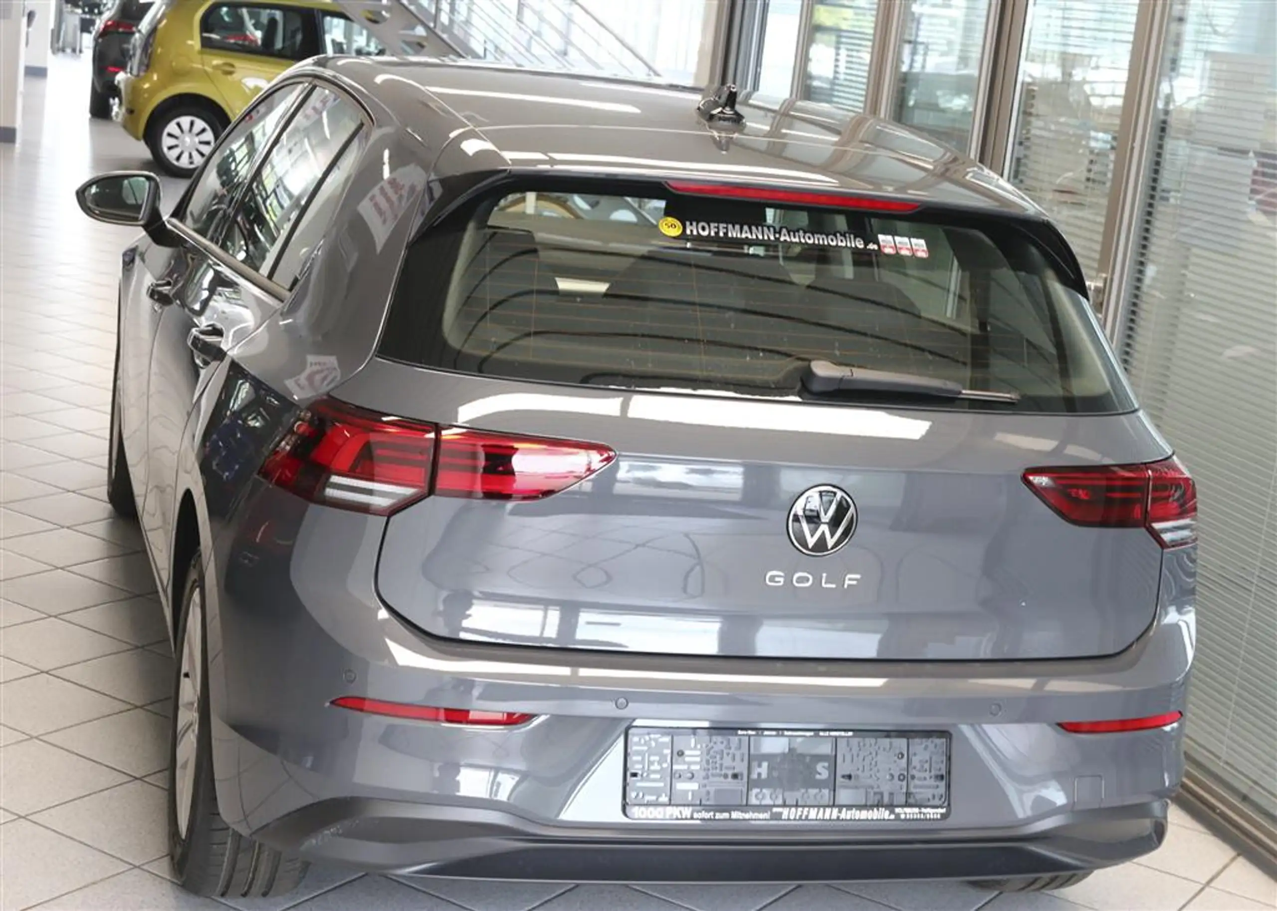 Volkswagen - Golf