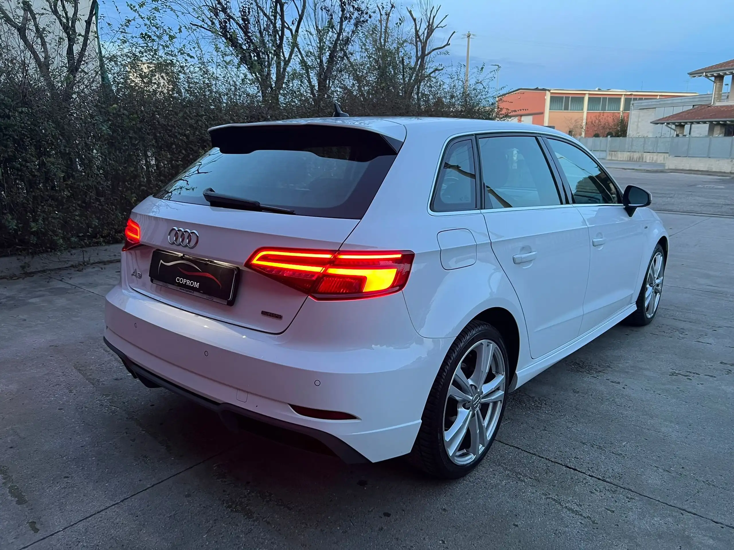 Audi - A3