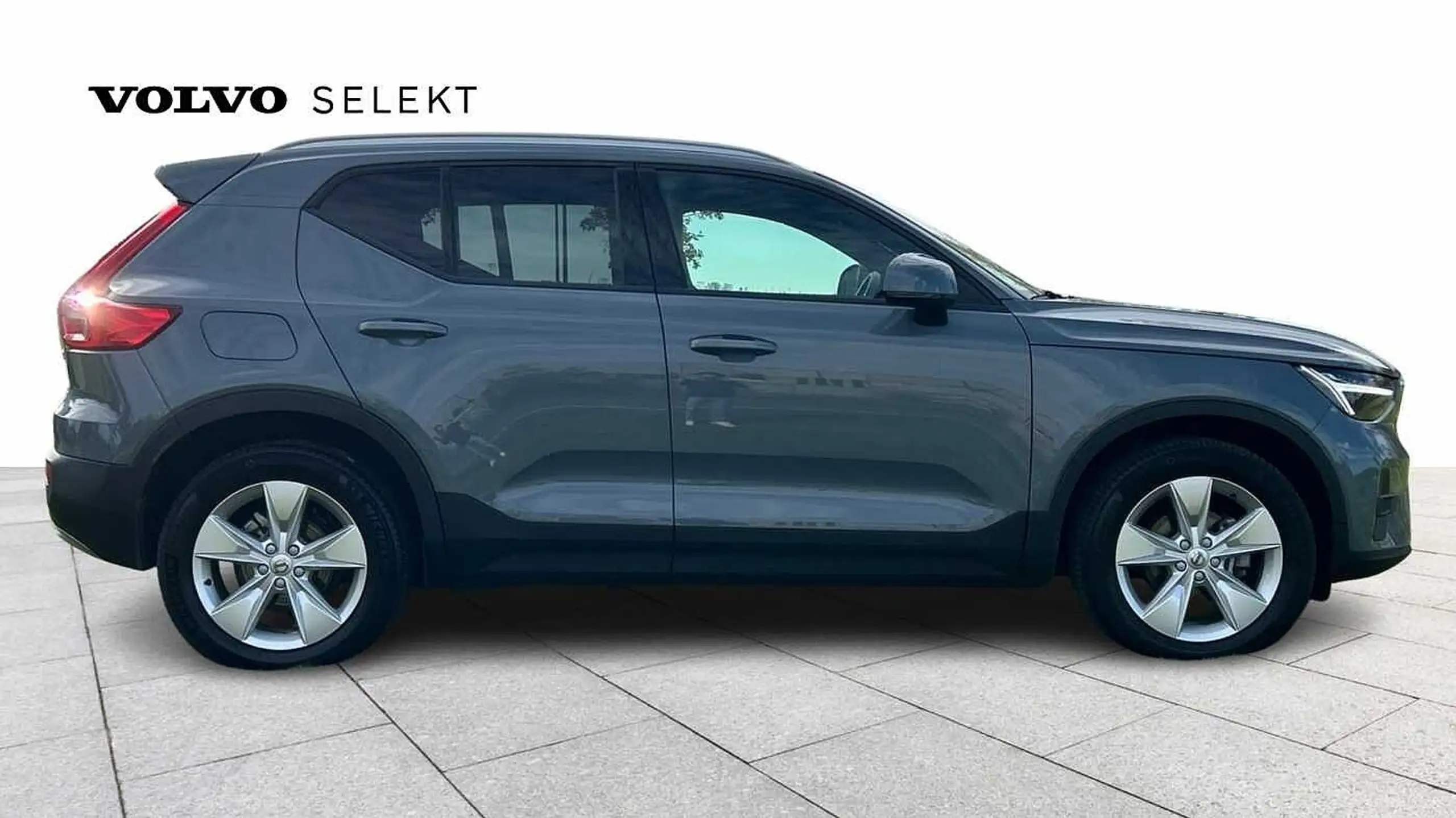 Volvo - XC40