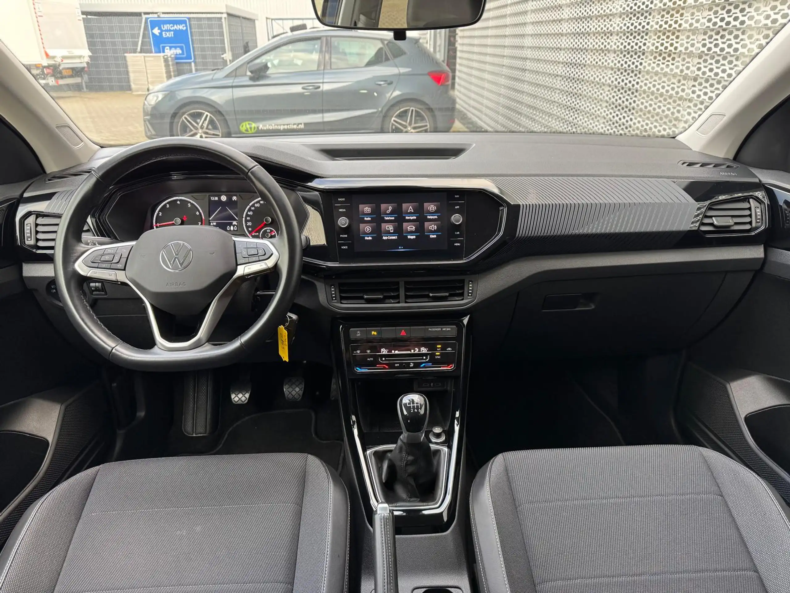 Volkswagen - T-Cross