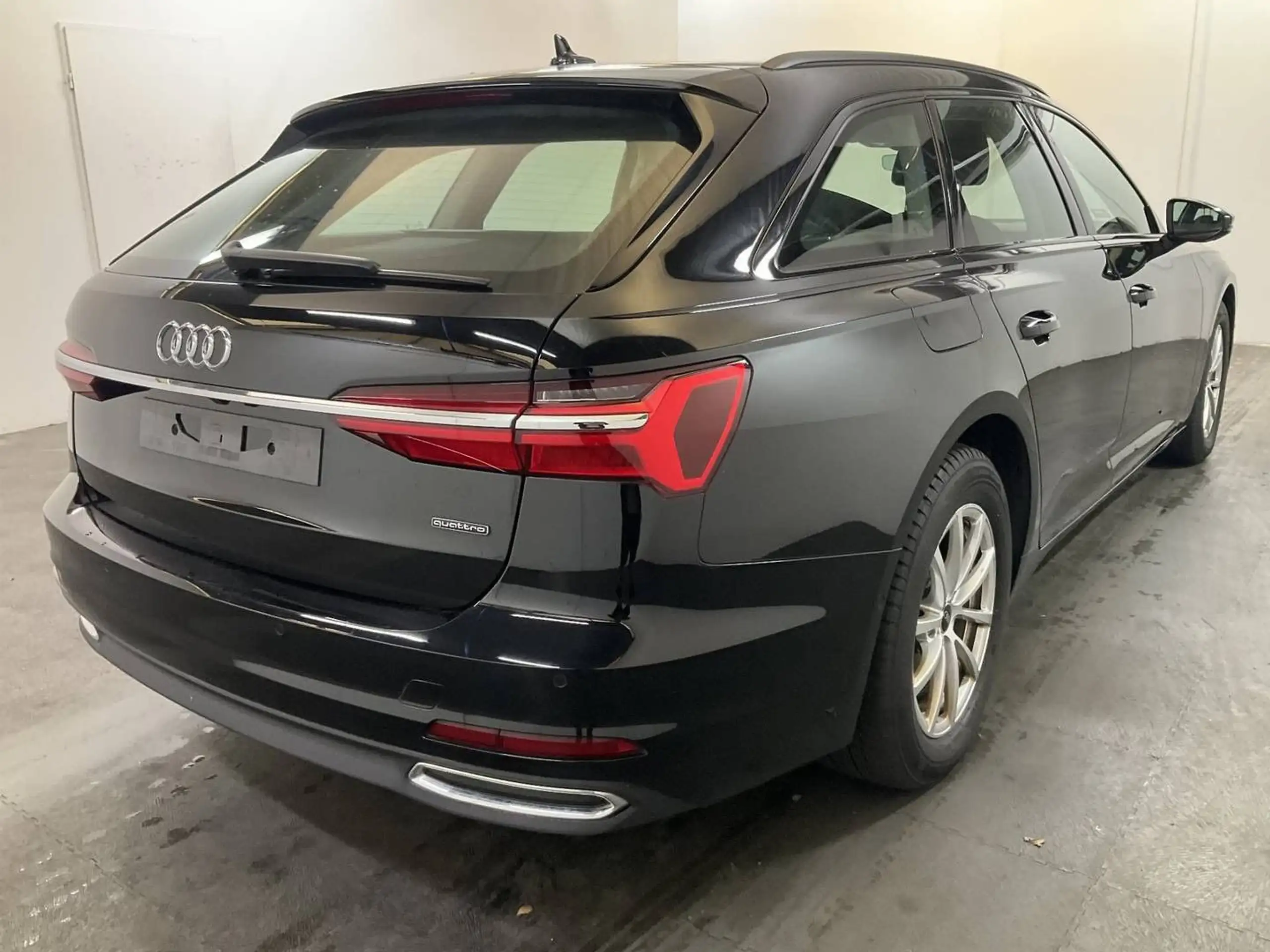 Audi - A6