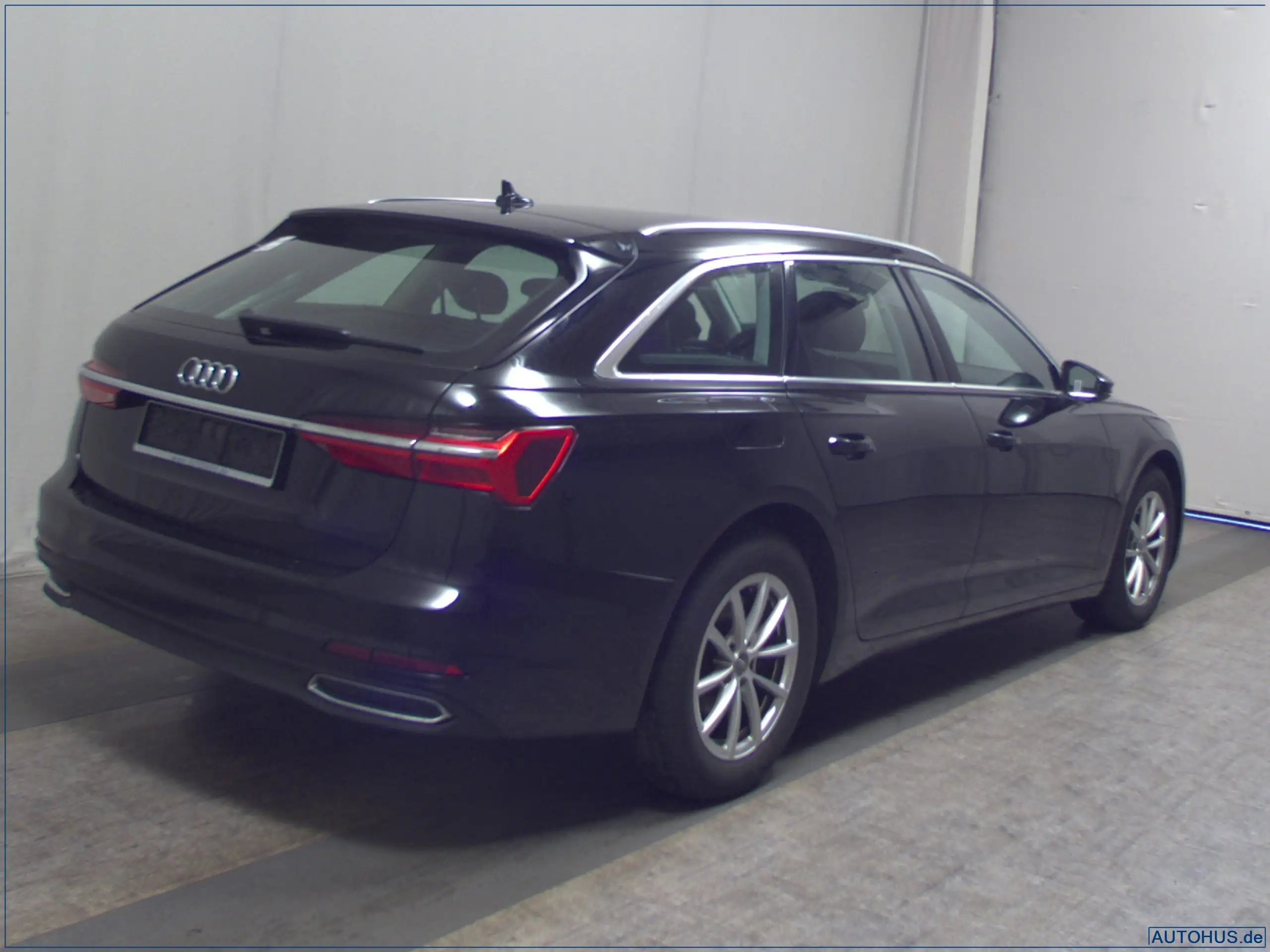 Audi - A6