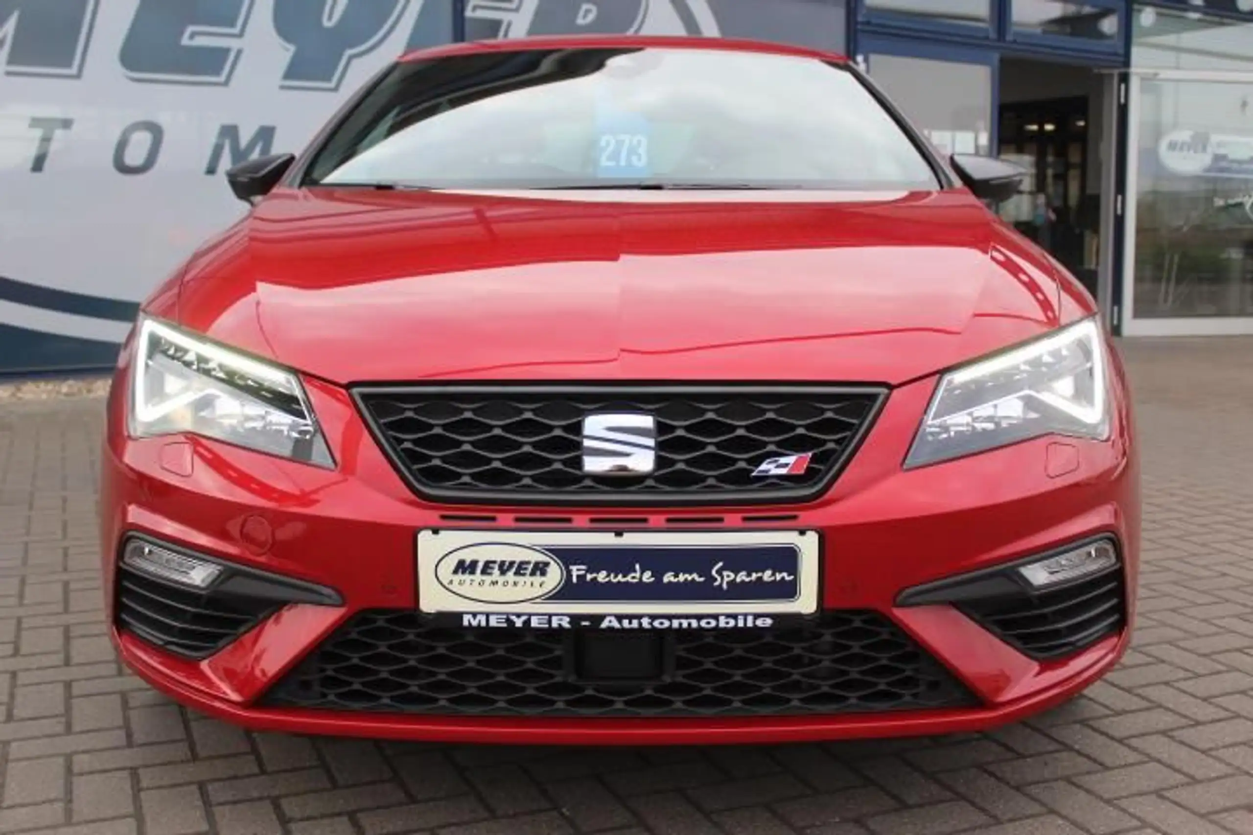 SEAT - Leon