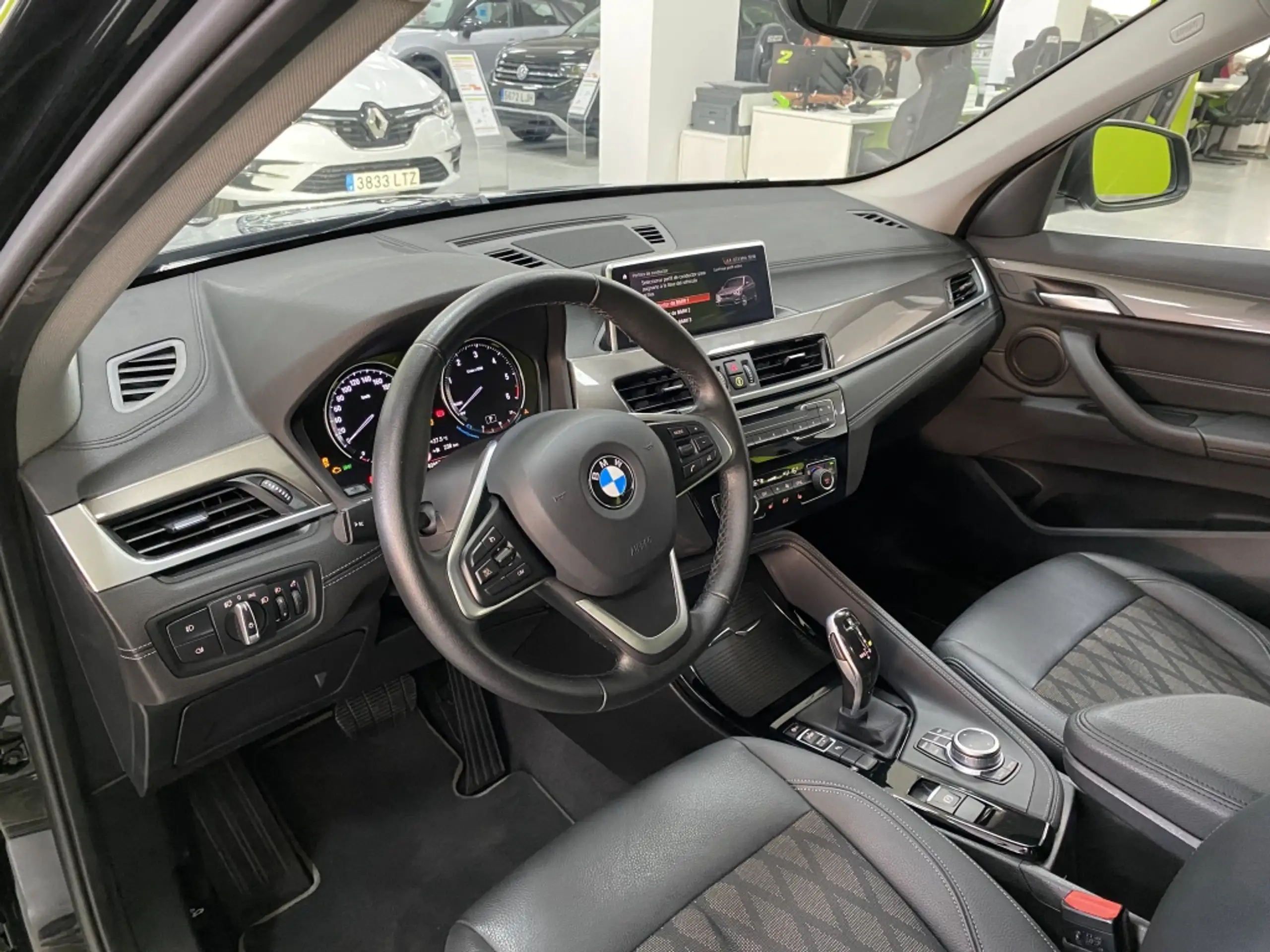 BMW - X1