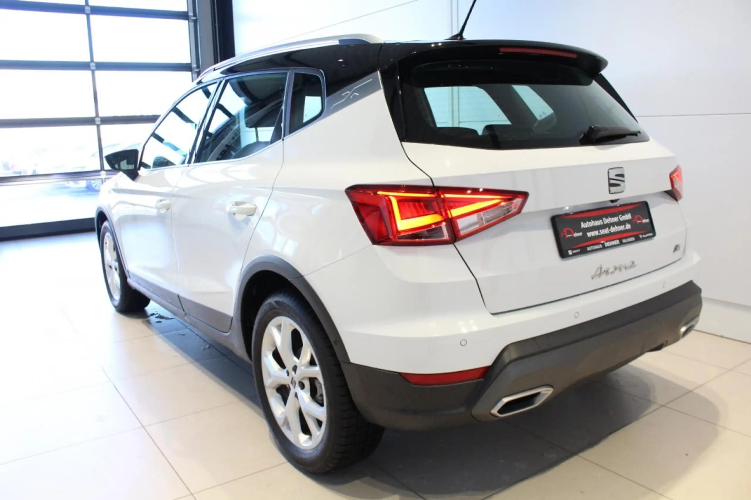 SEAT - Arona