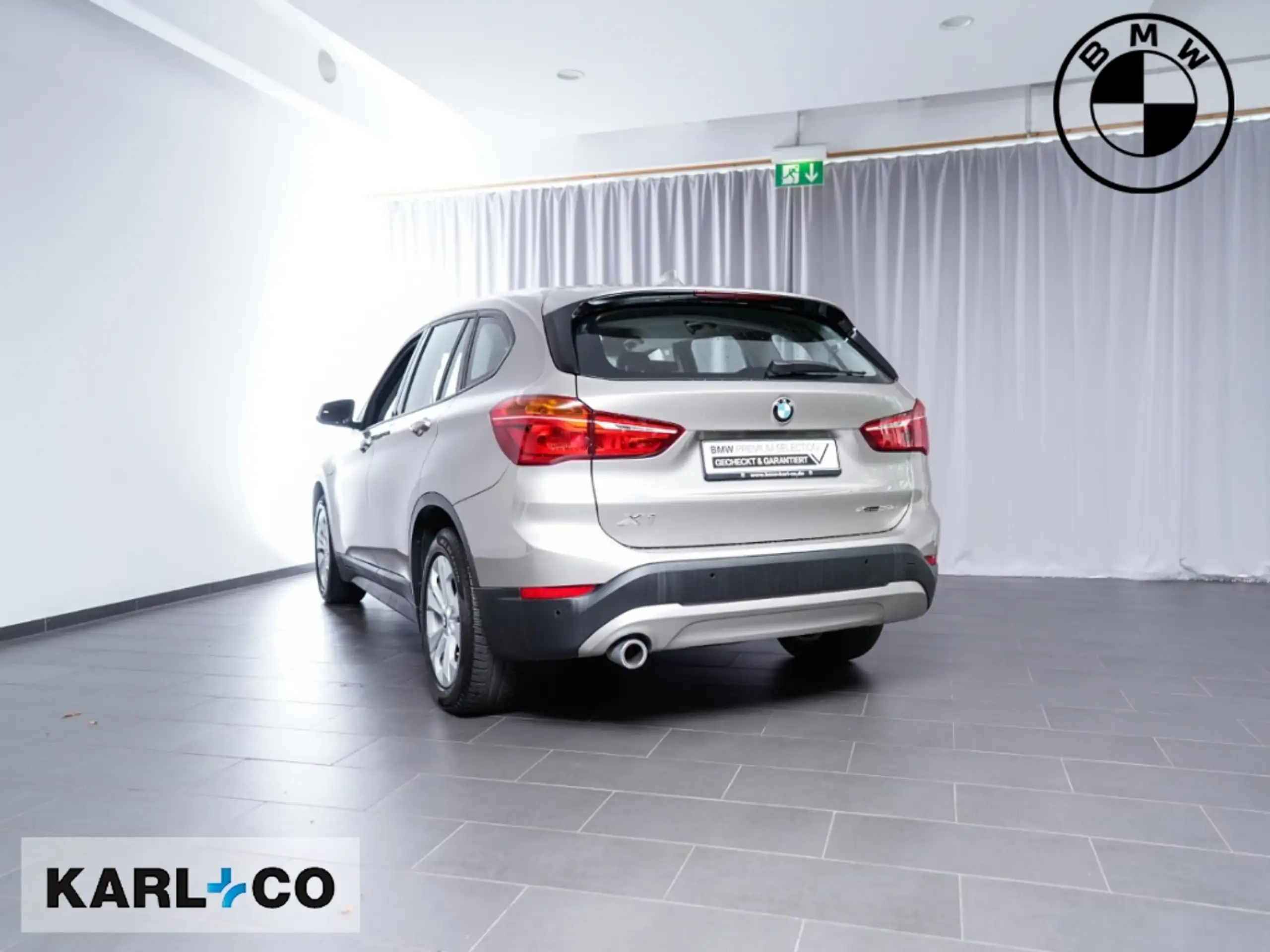 BMW - X1