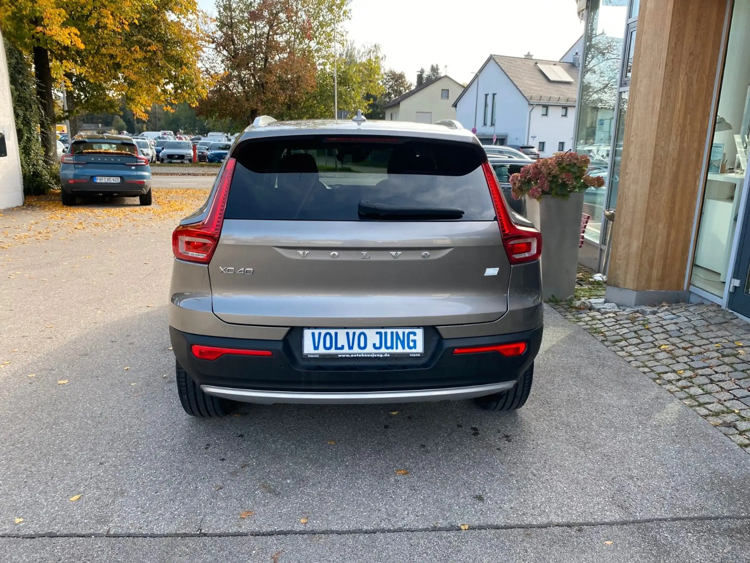 Volvo - XC40