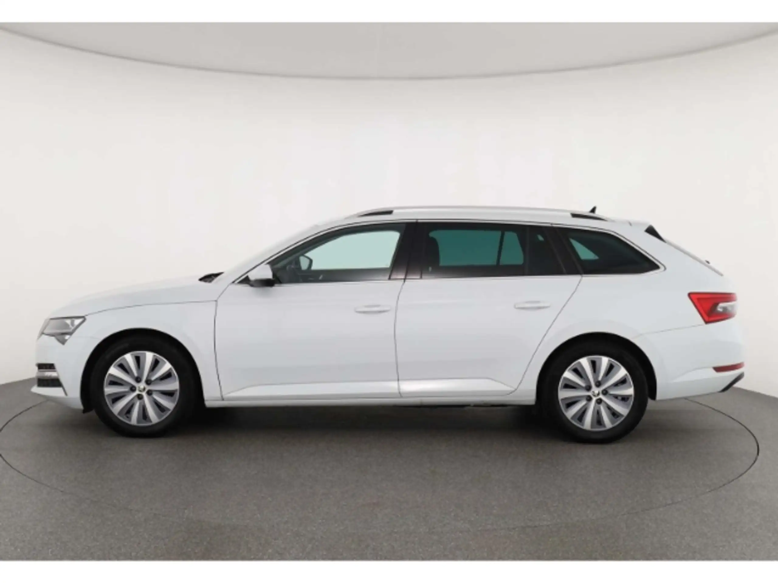 Skoda - Superb