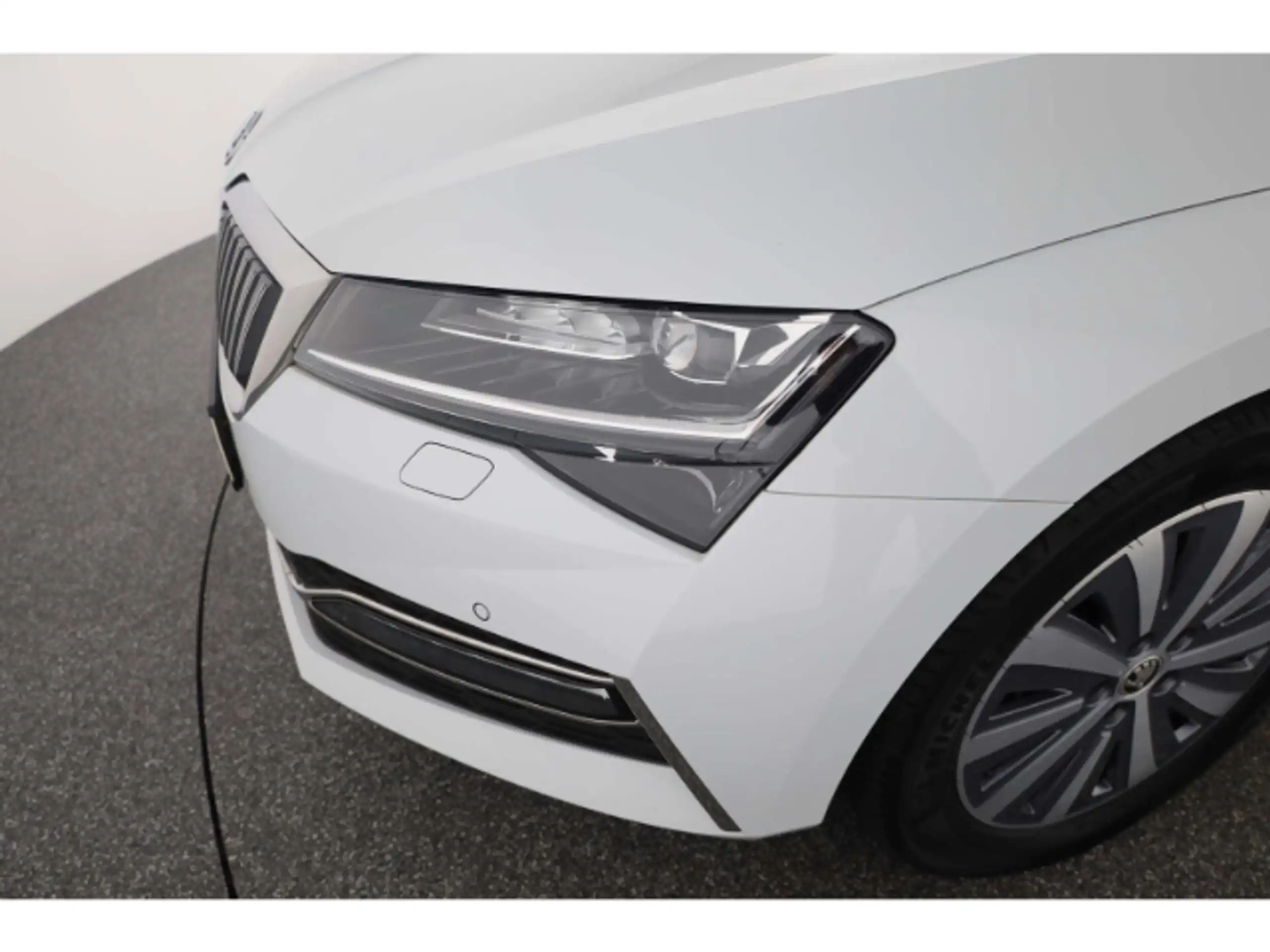 Skoda - Superb