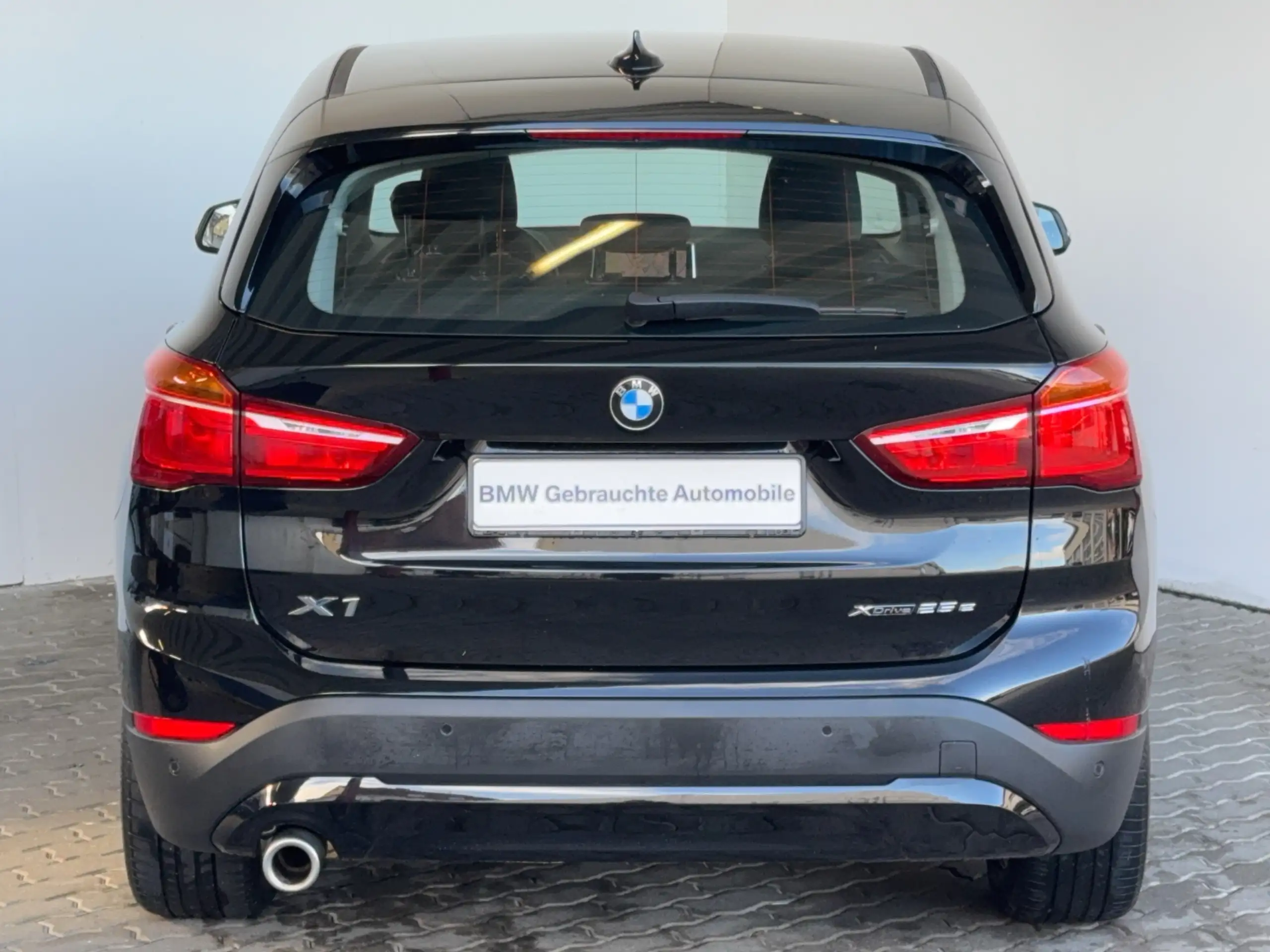 BMW - X1