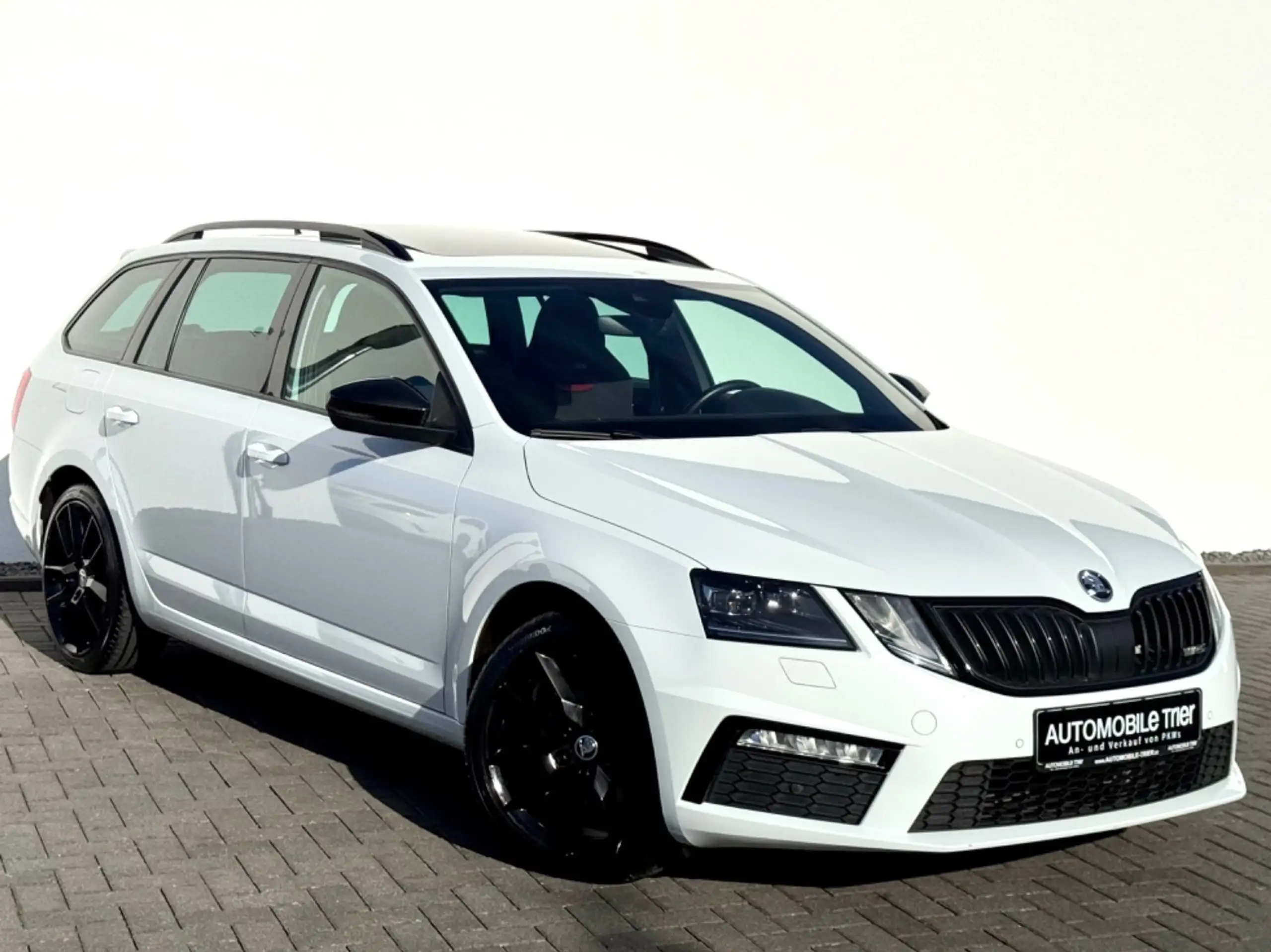 Skoda - Octavia