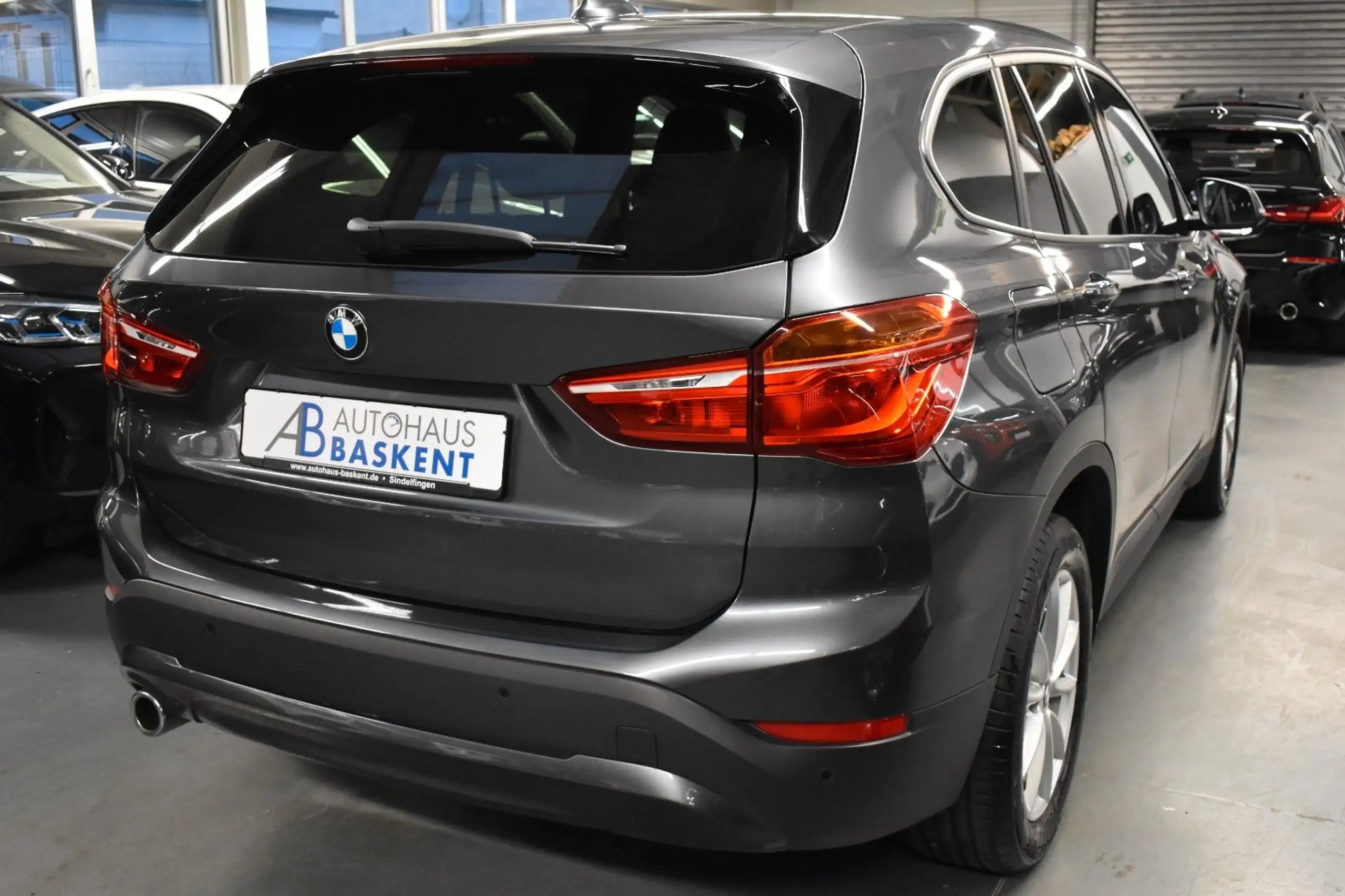 BMW - X1