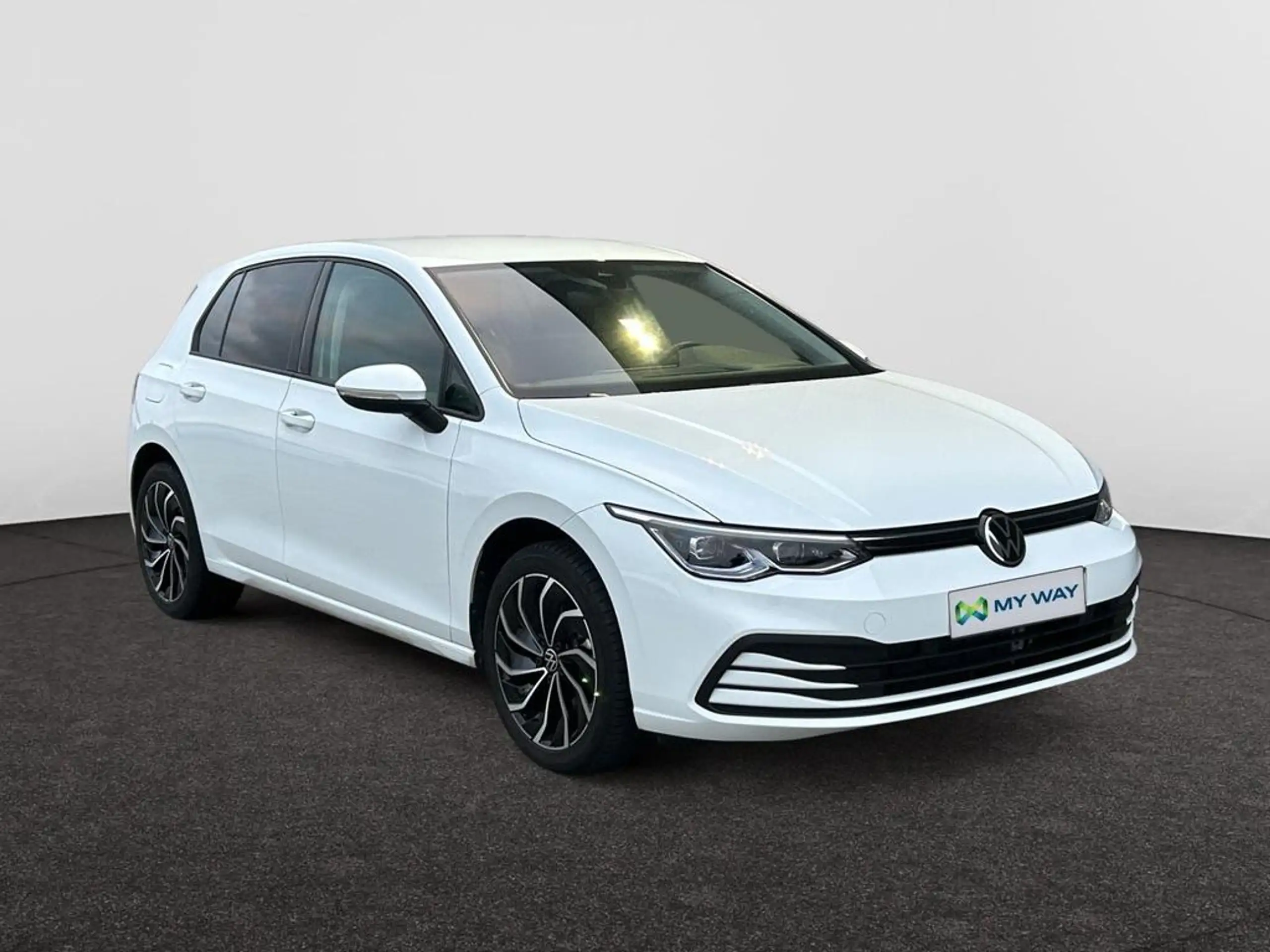 Volkswagen - Golf