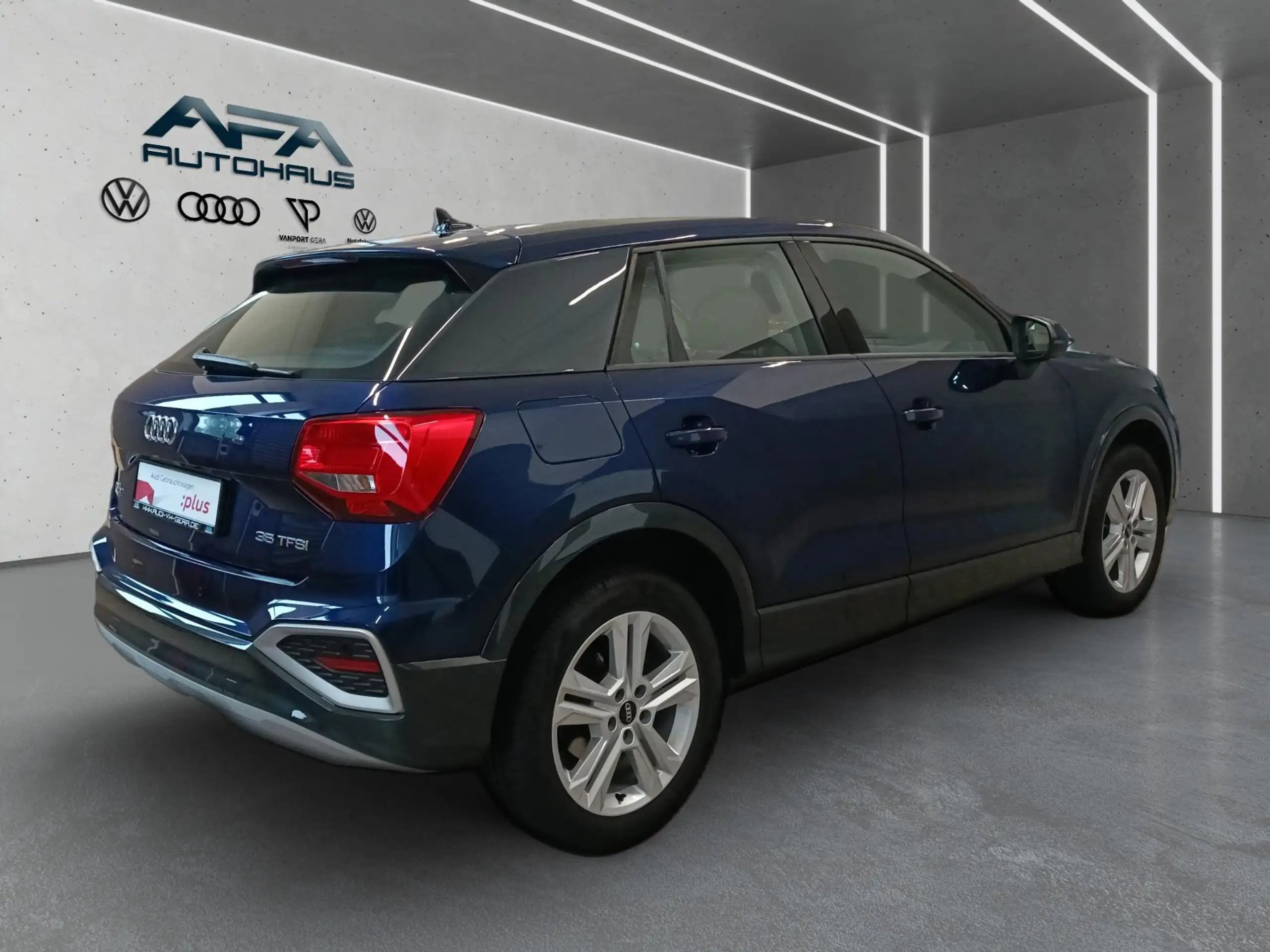 Audi - Q2