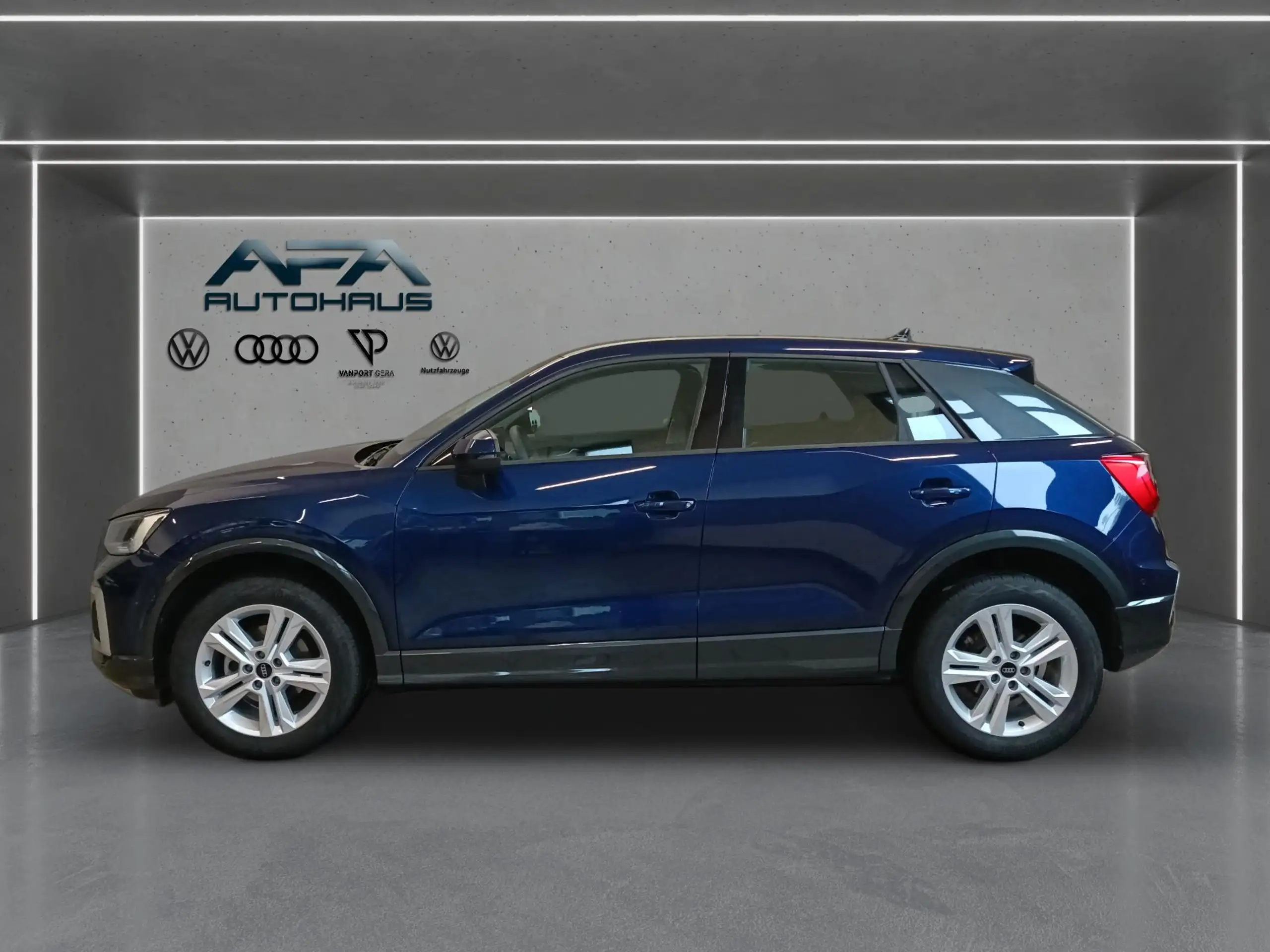 Audi - Q2