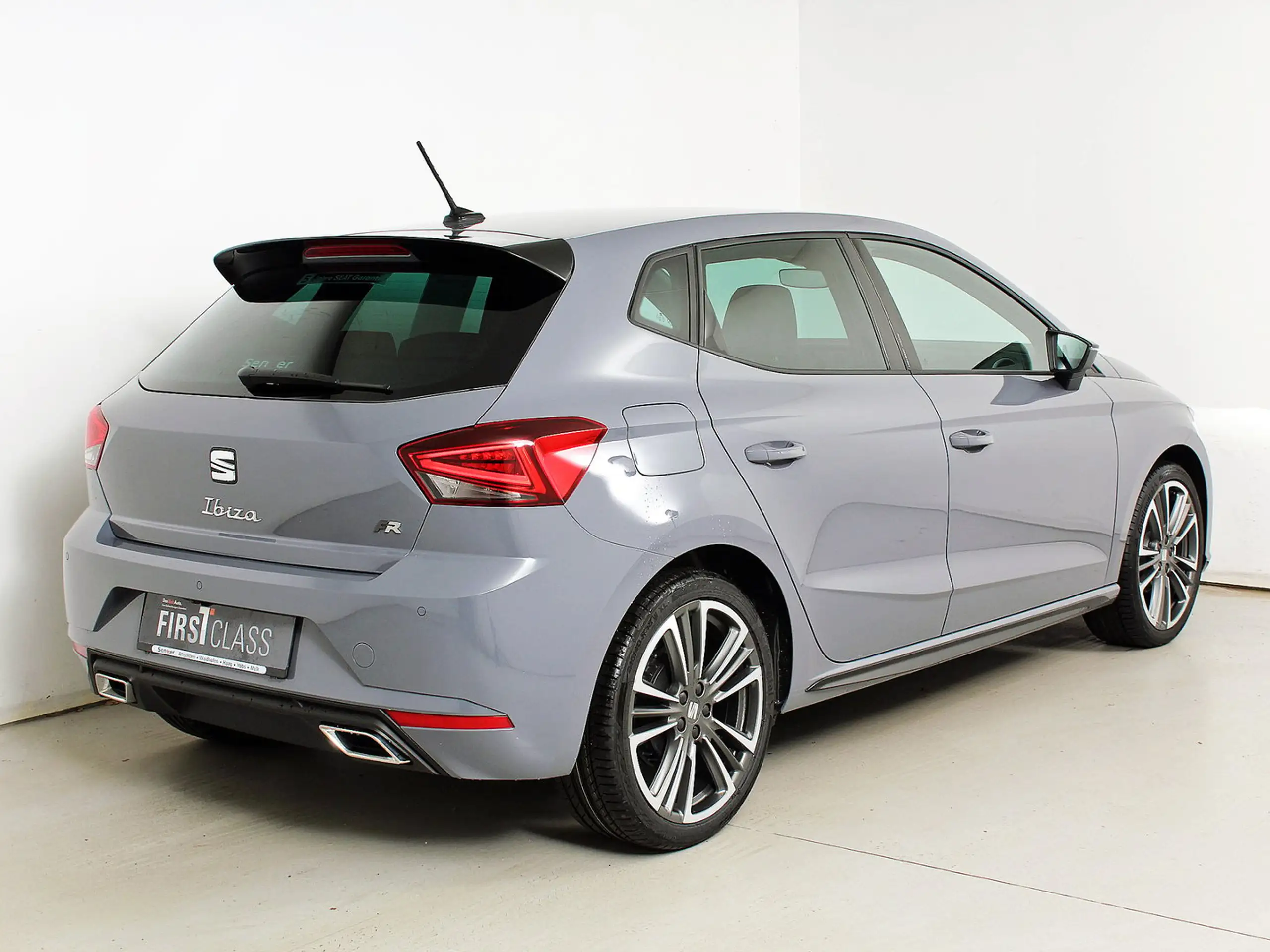 SEAT - Ibiza