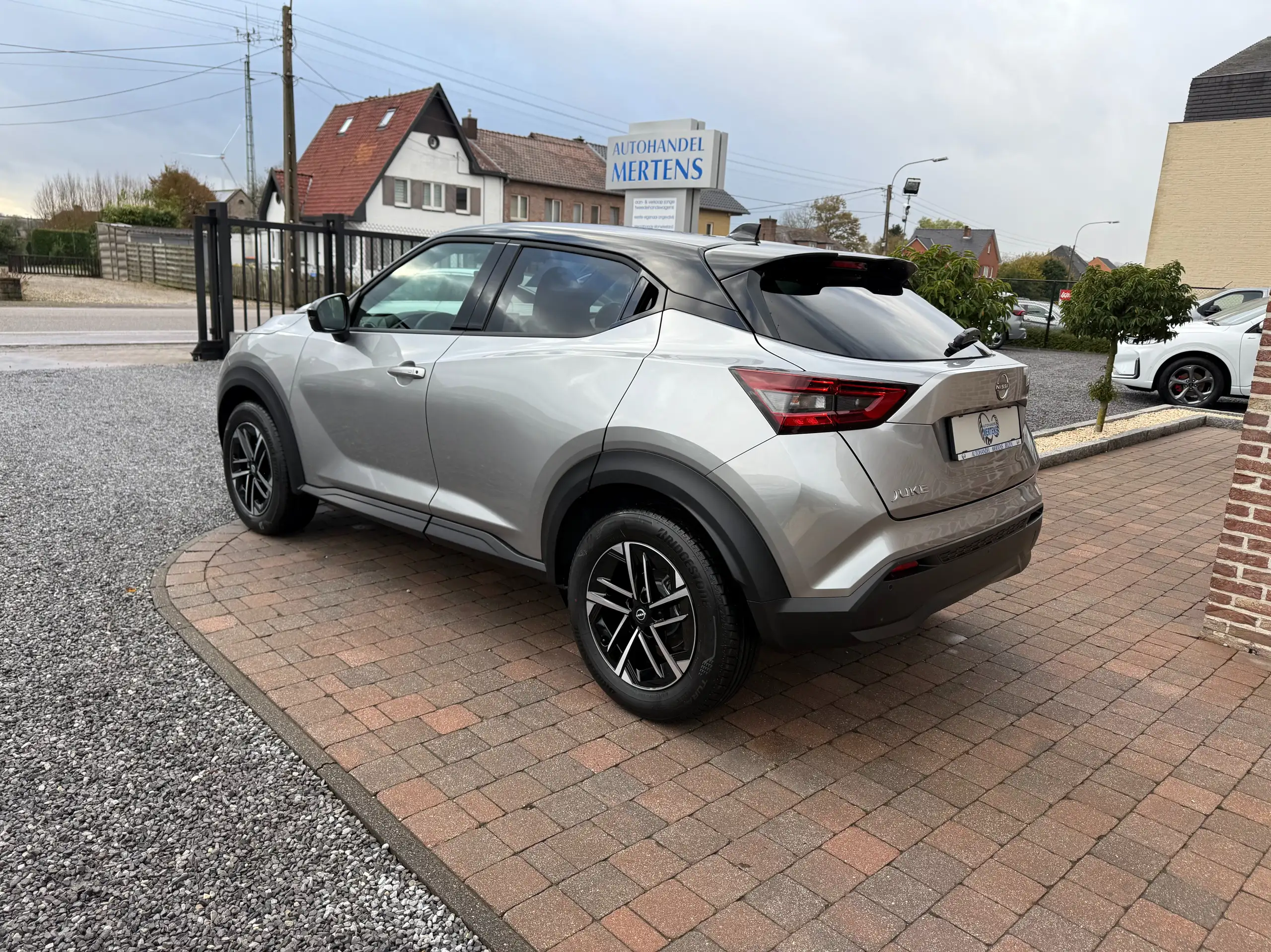 Nissan - Juke