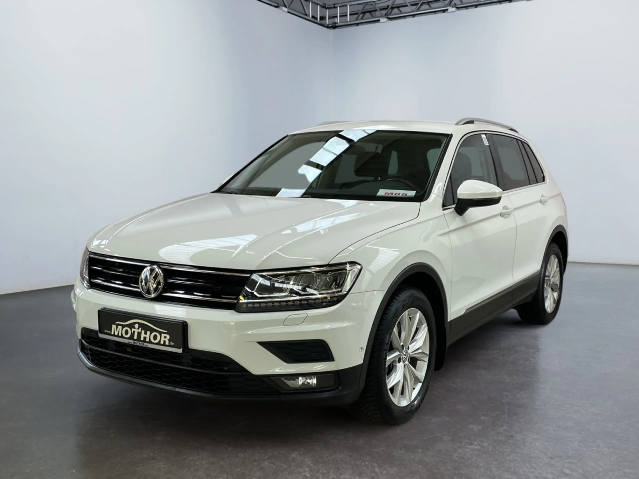 Volkswagen - Tiguan