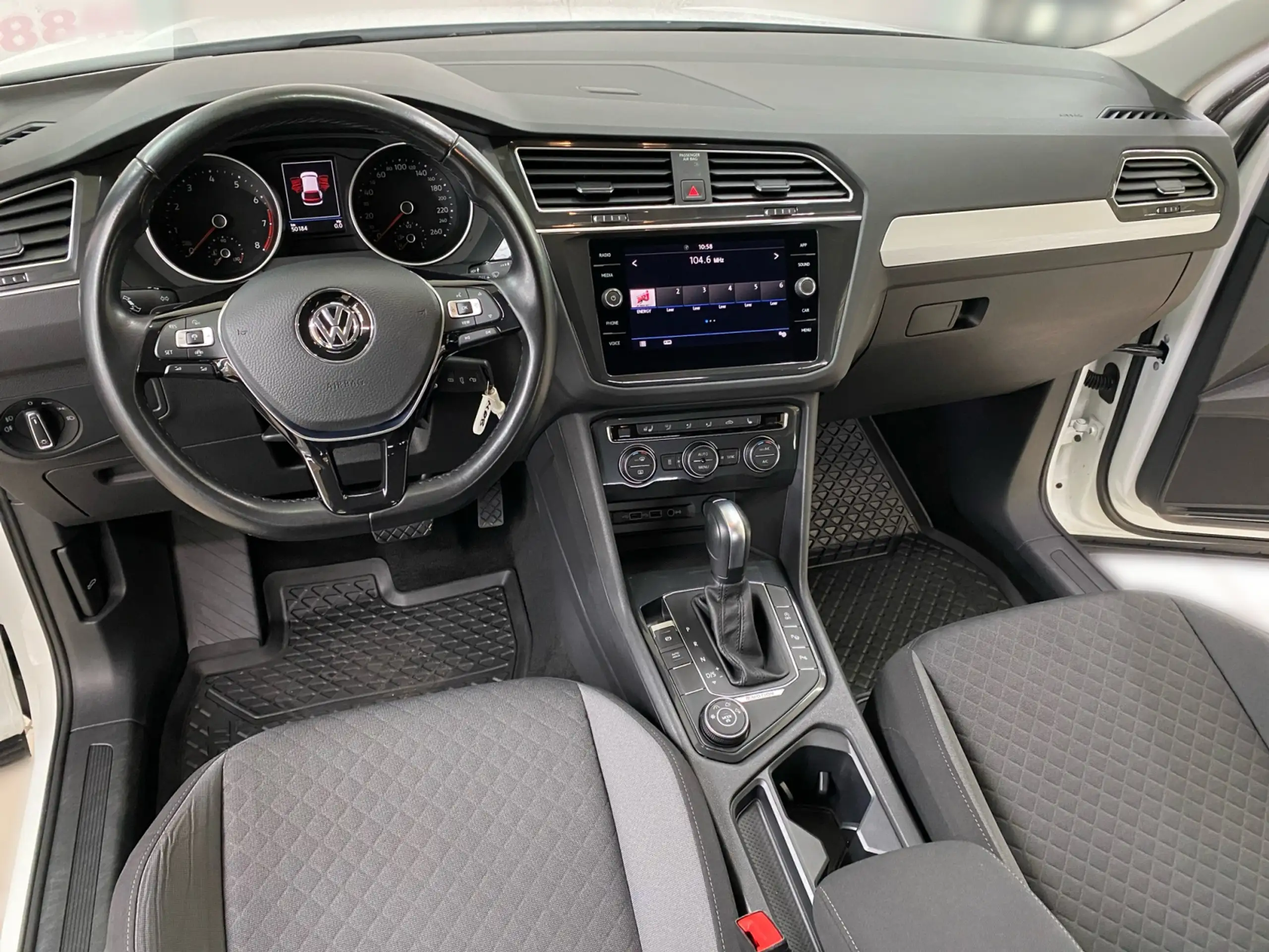 Volkswagen - Tiguan