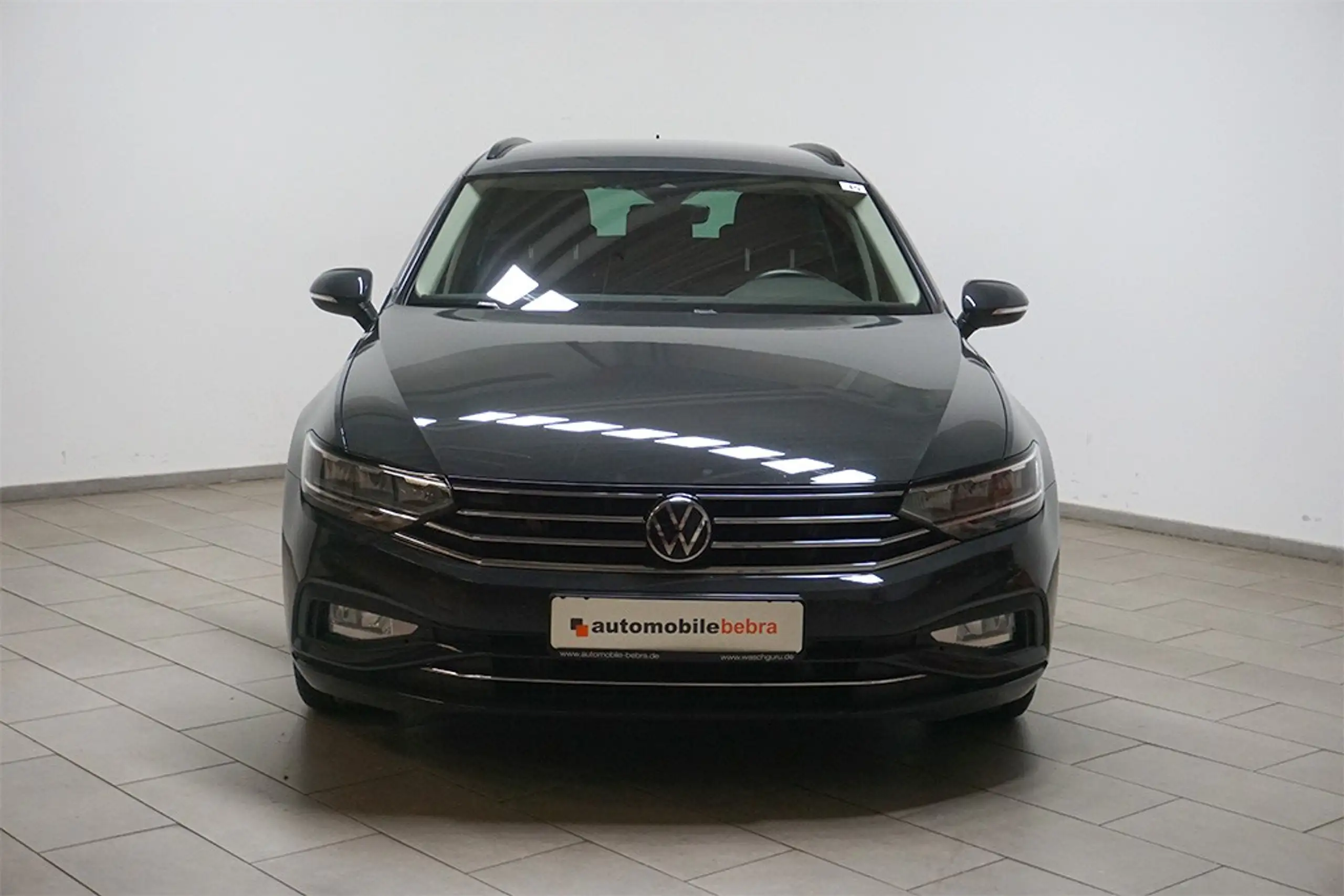 Volkswagen - Passat