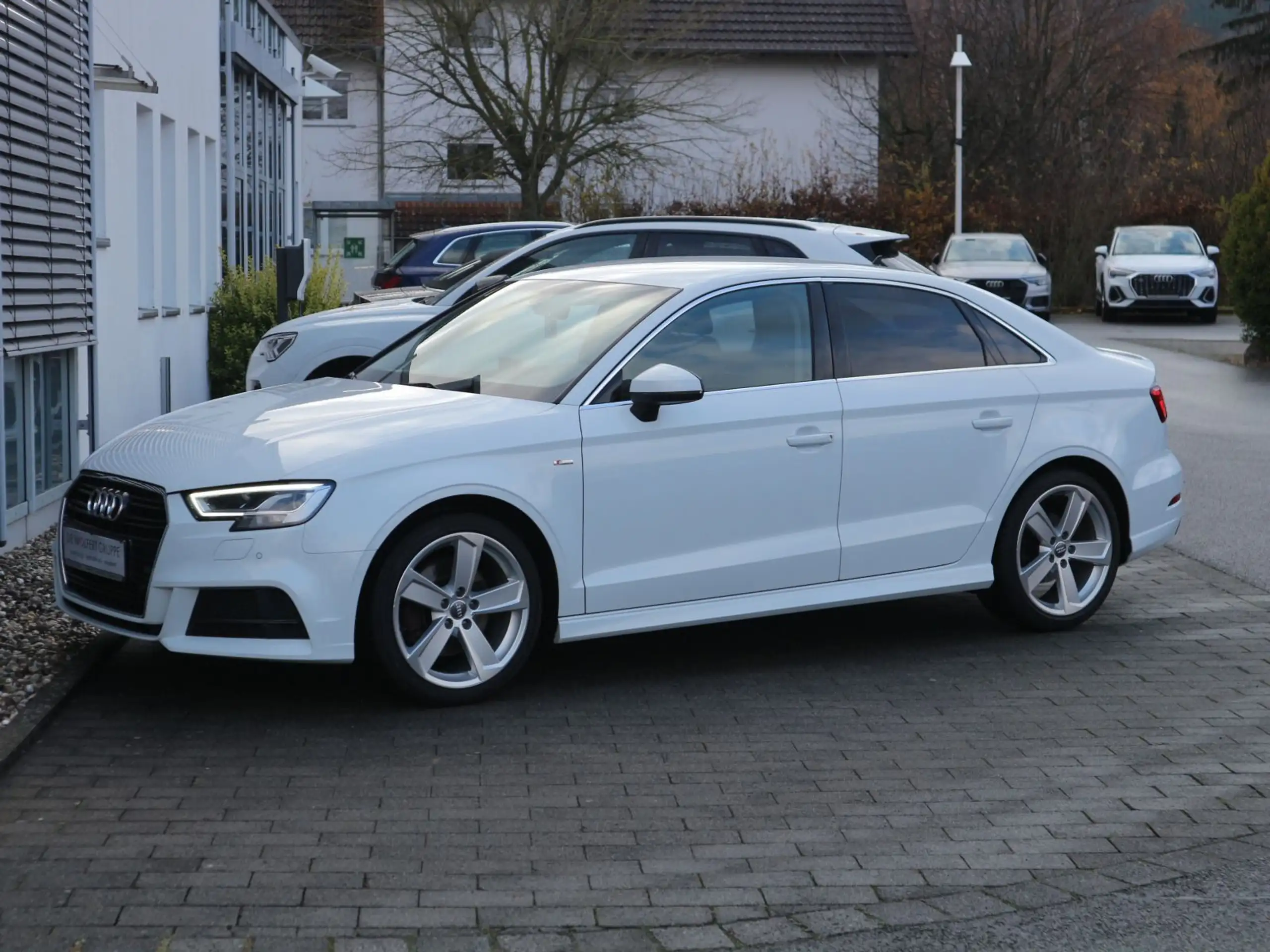 Audi - A3