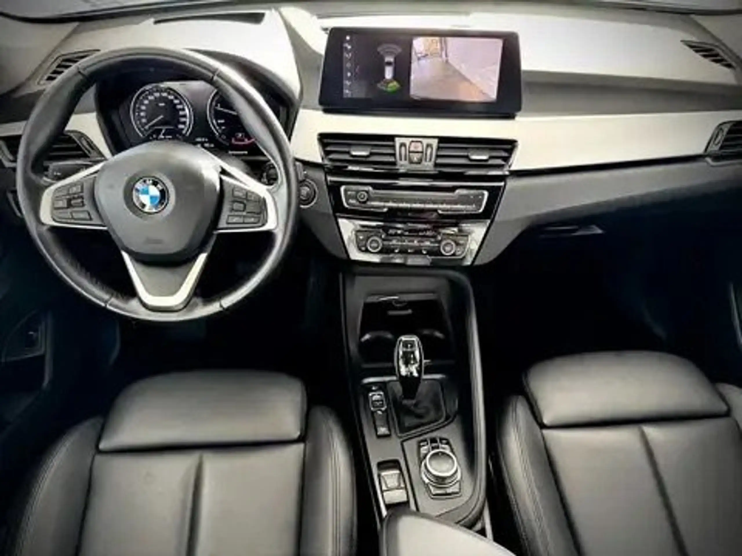 BMW - X1