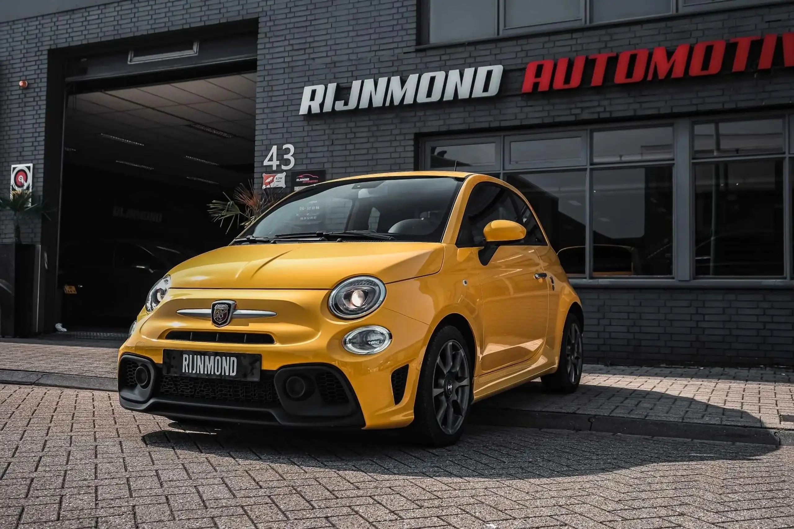 Abarth 595 2021