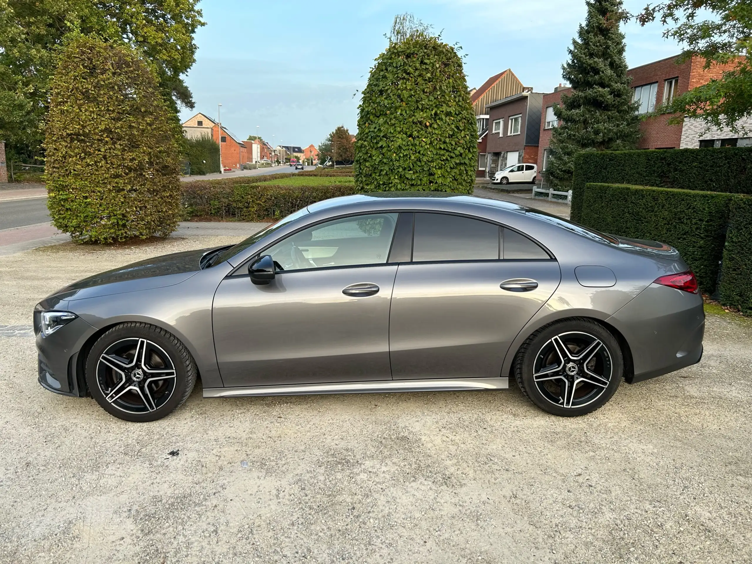 Mercedes-Benz - CLA 180