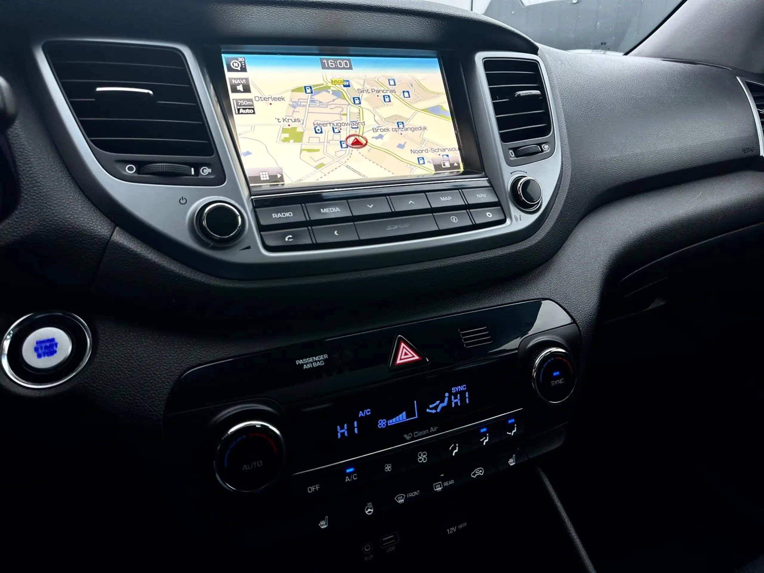 Hyundai - TUCSON