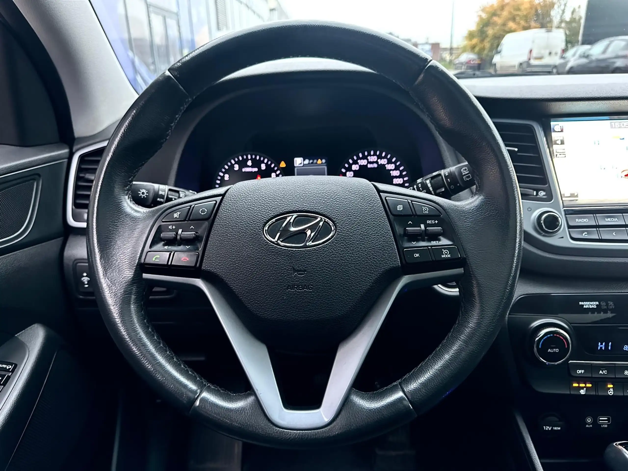 Hyundai - TUCSON