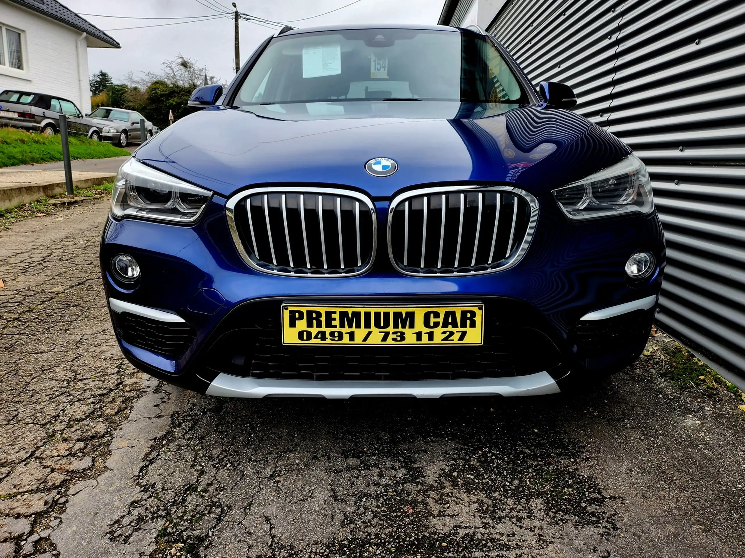 BMW - X1