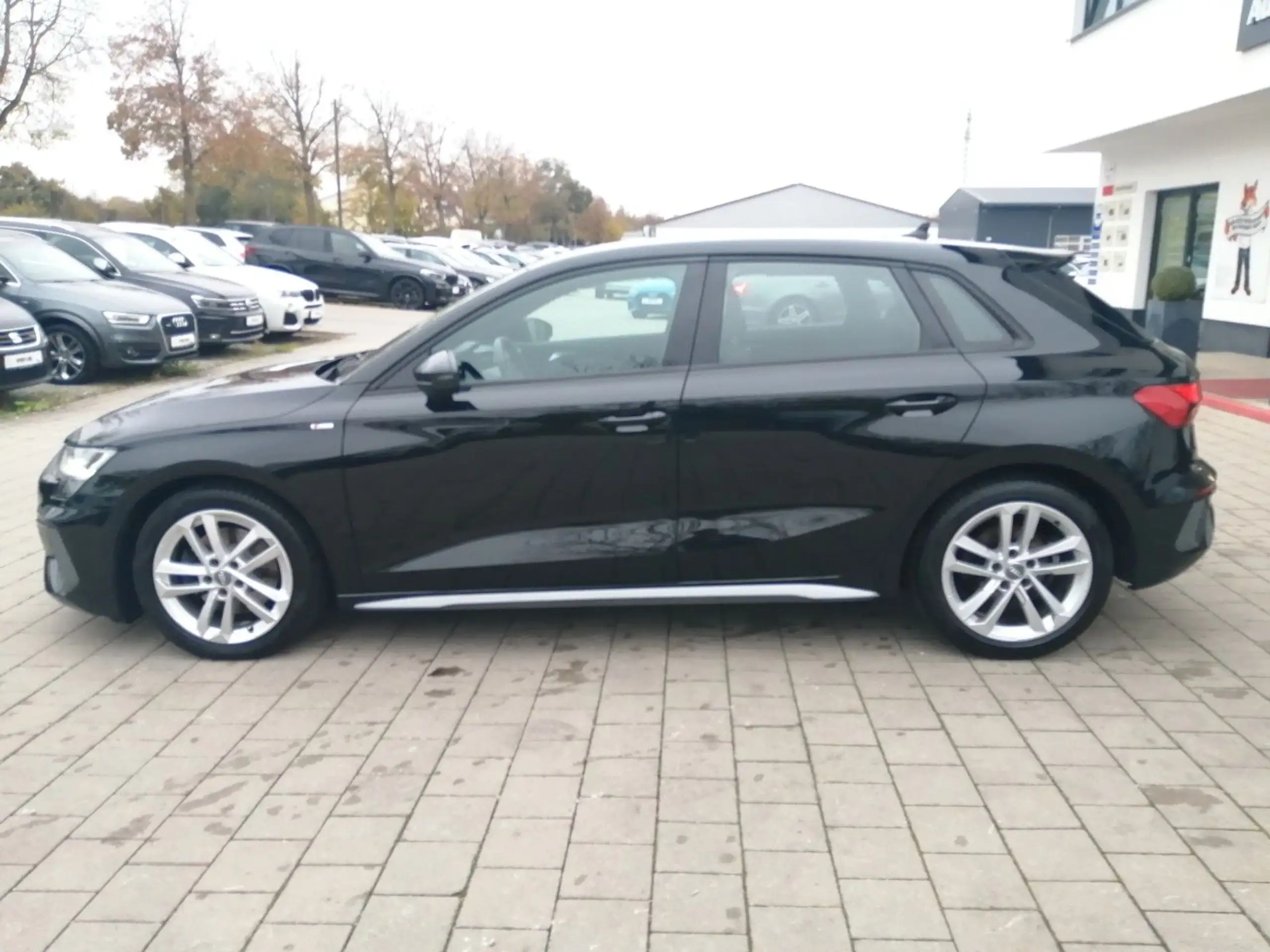 Audi - A3