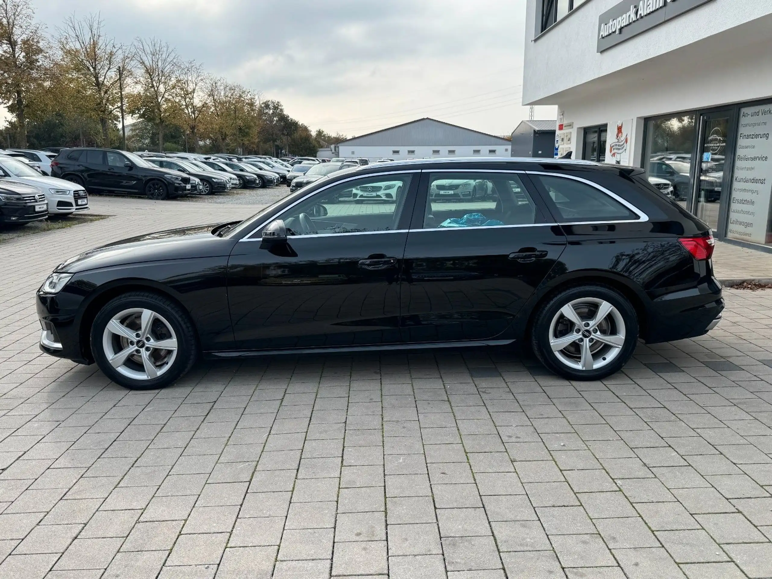 Audi - A4