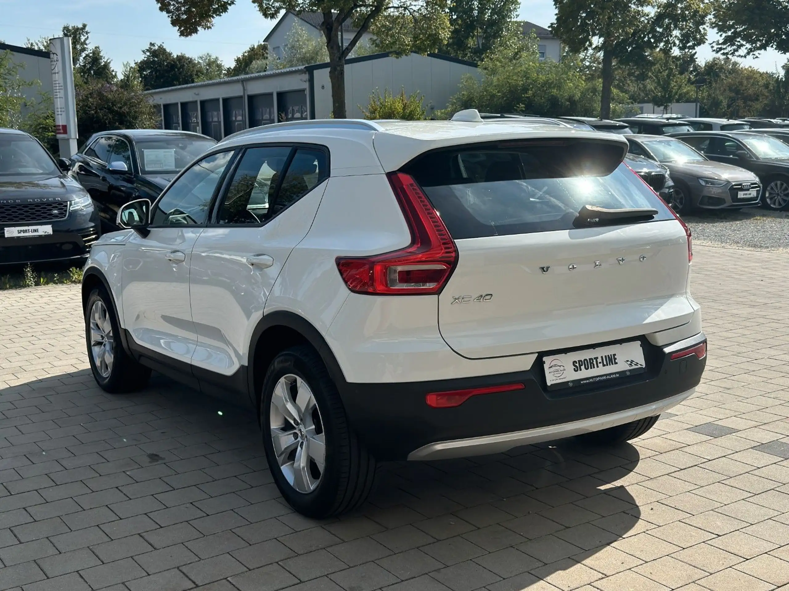 Volvo - XC40