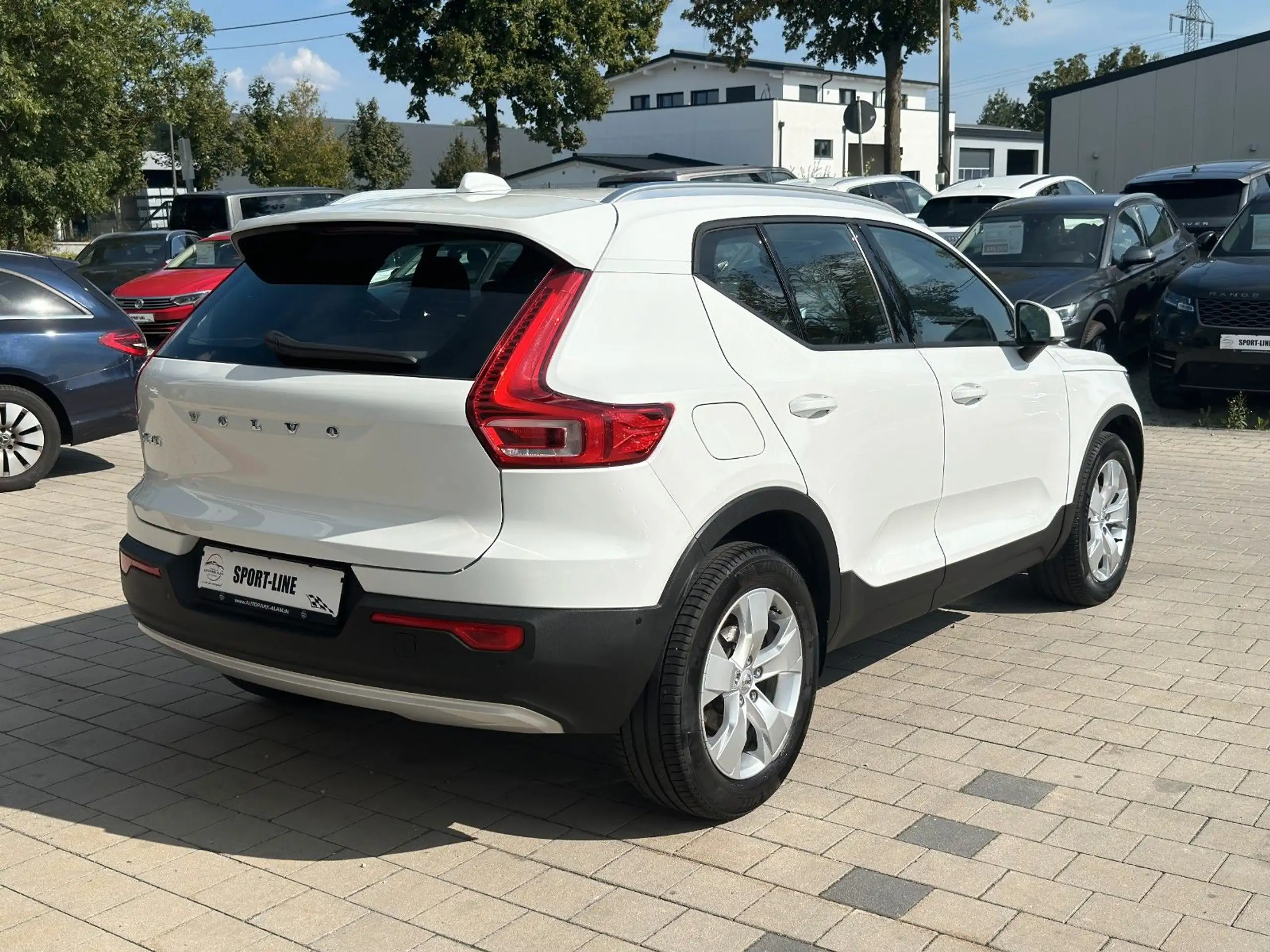 Volvo - XC40